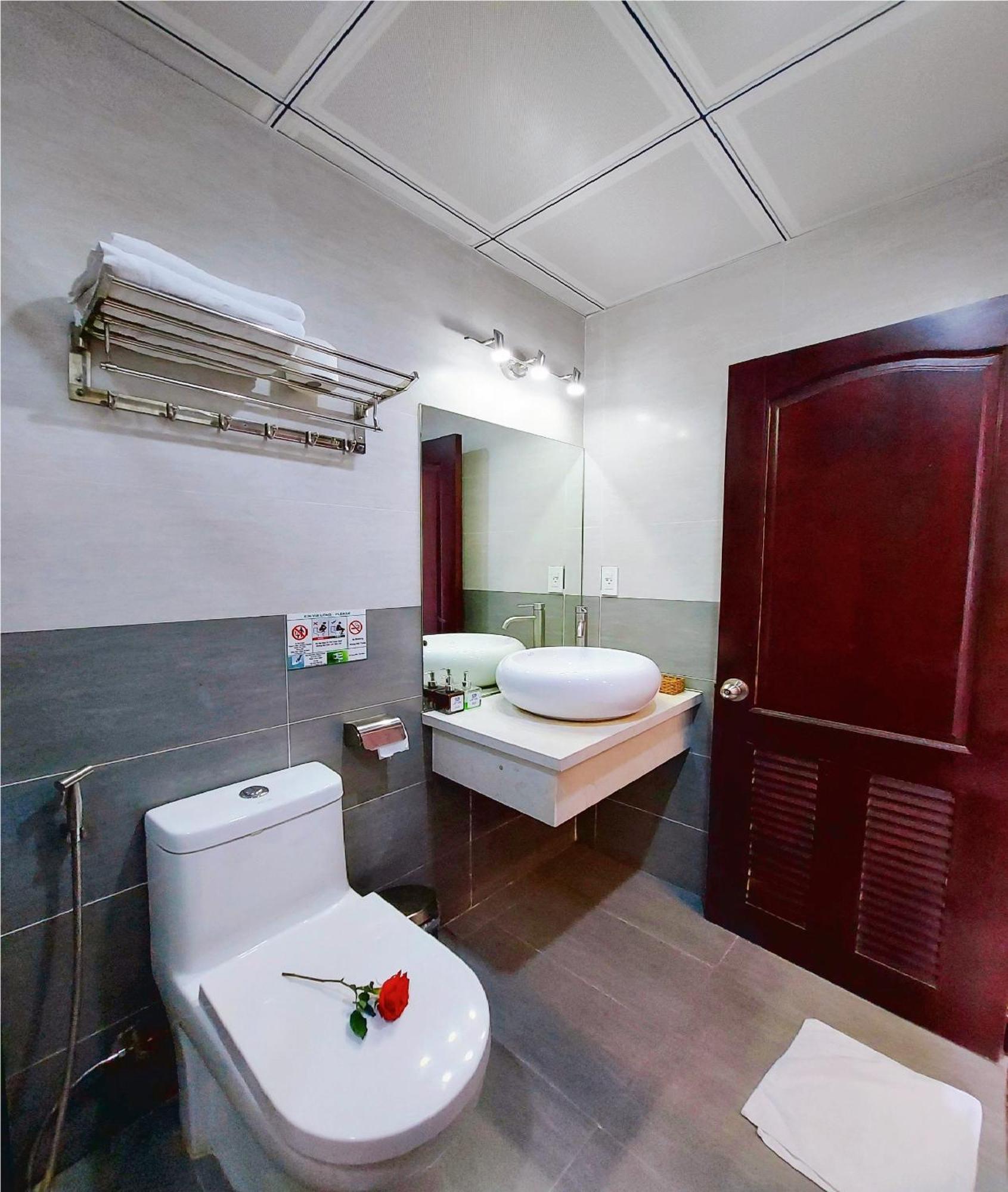 Star Hotel