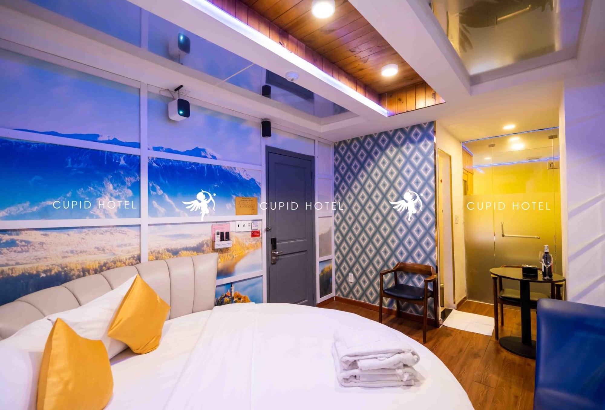 Hotel Cupid 2