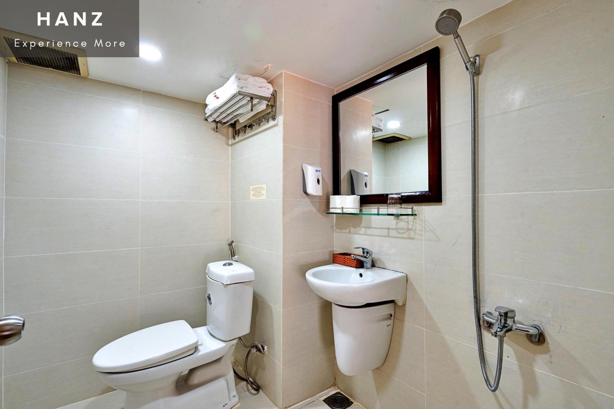 Hanz King Airport Saigon 3*
