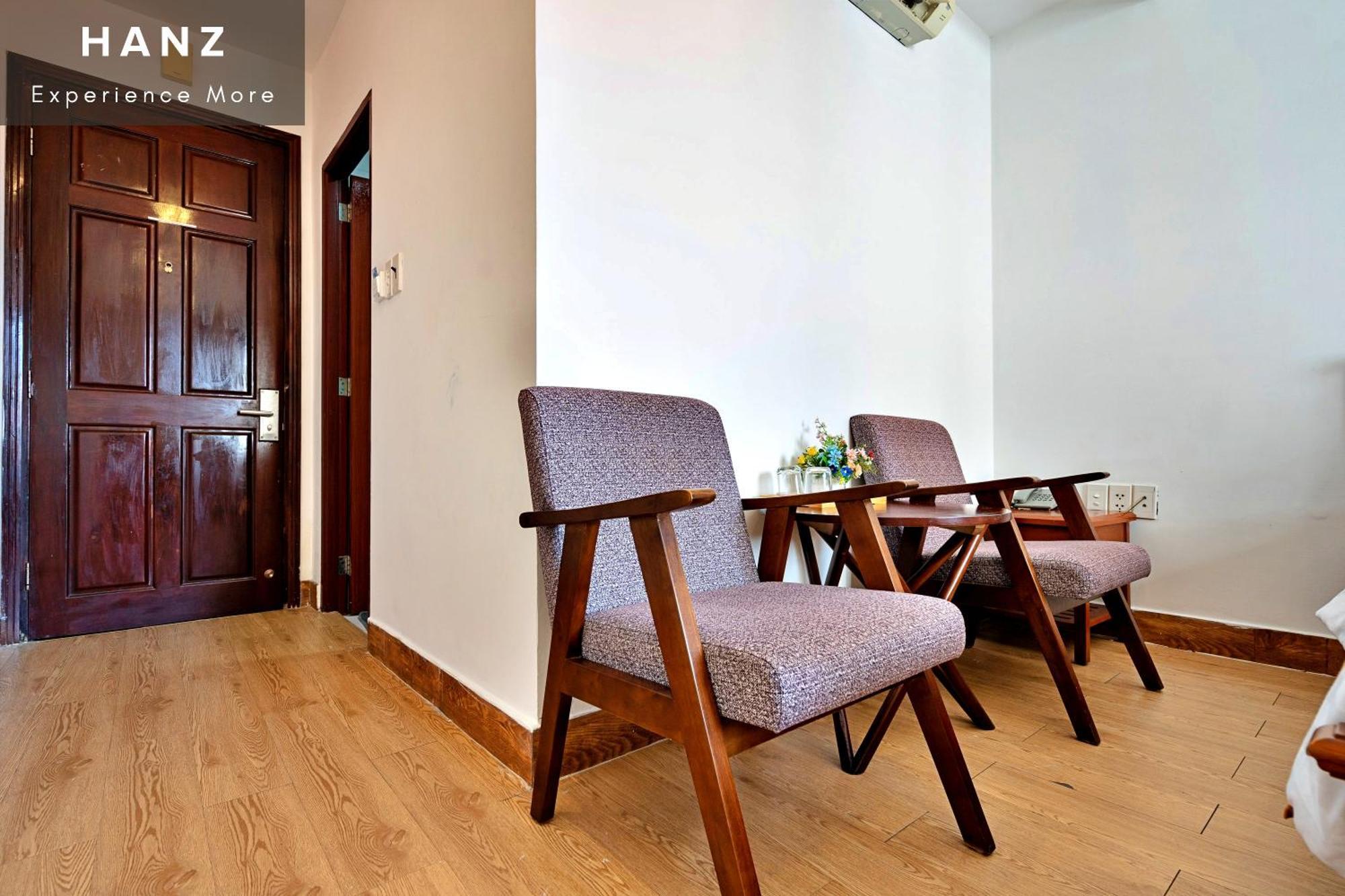 Hanz King Airport Saigon Hotel