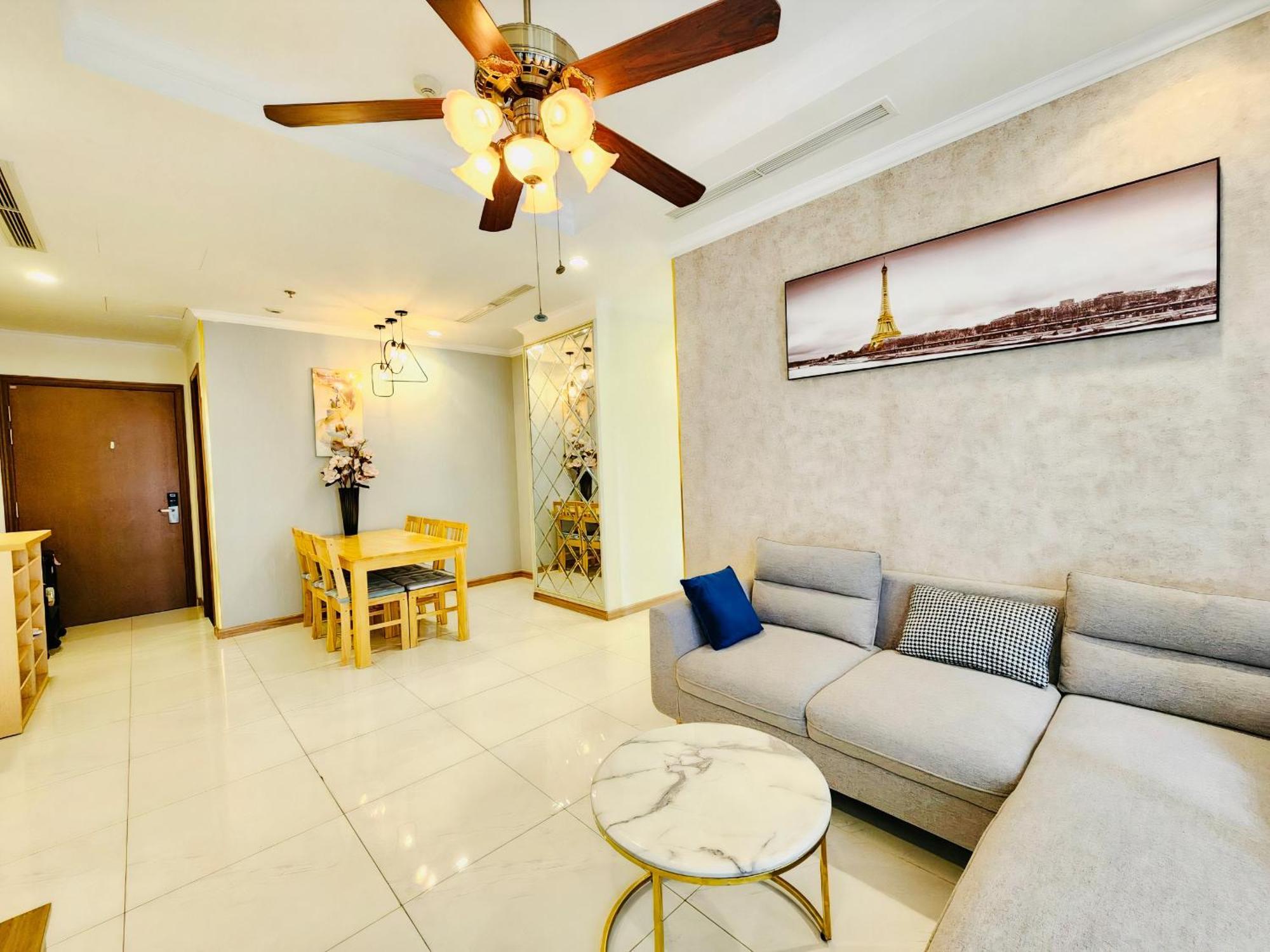 Vinhomes Serviced Apartment *