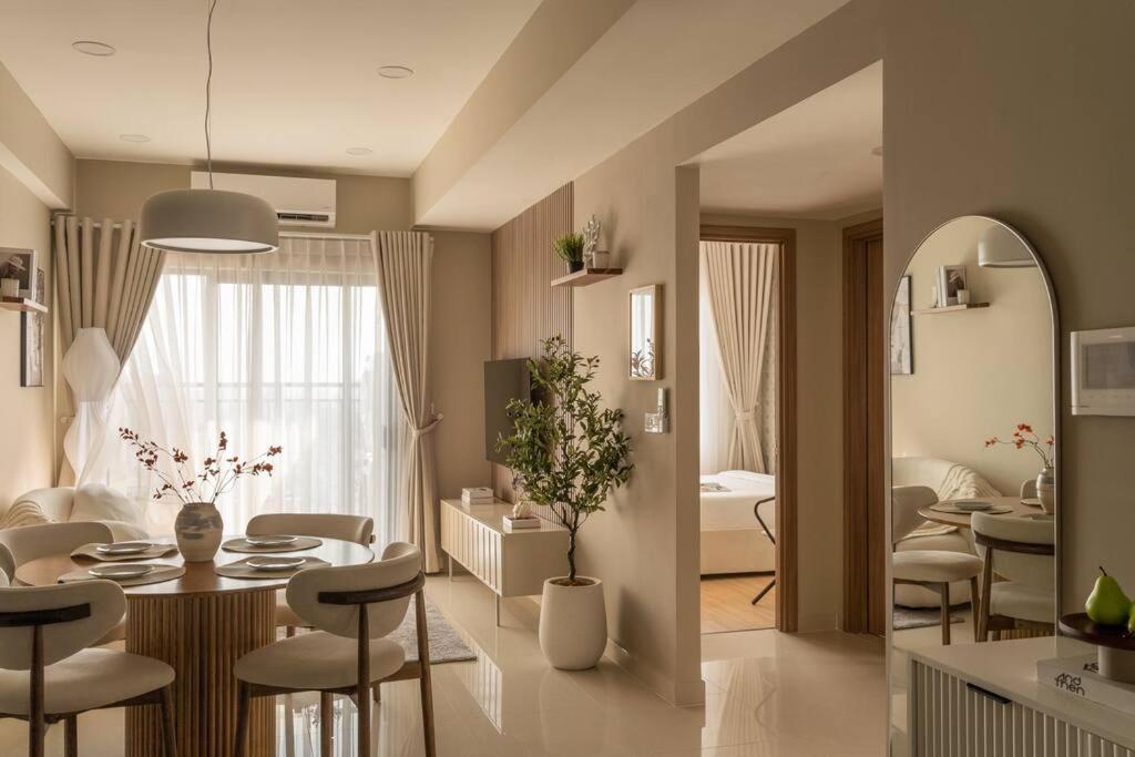 Majestic Minimalst Apartment Ho Chi Minh City