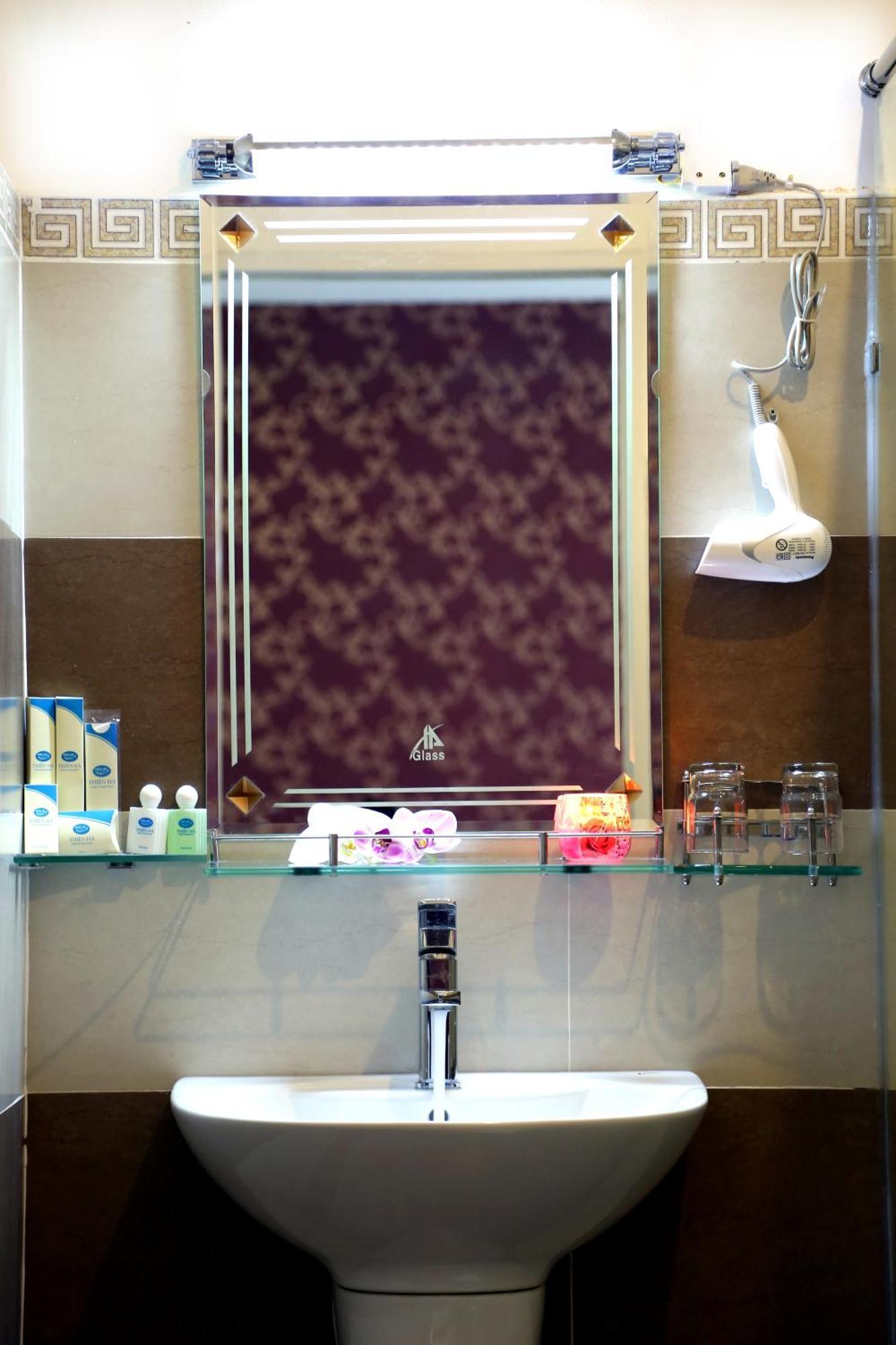 Aparthotel Thien Ha & 2*