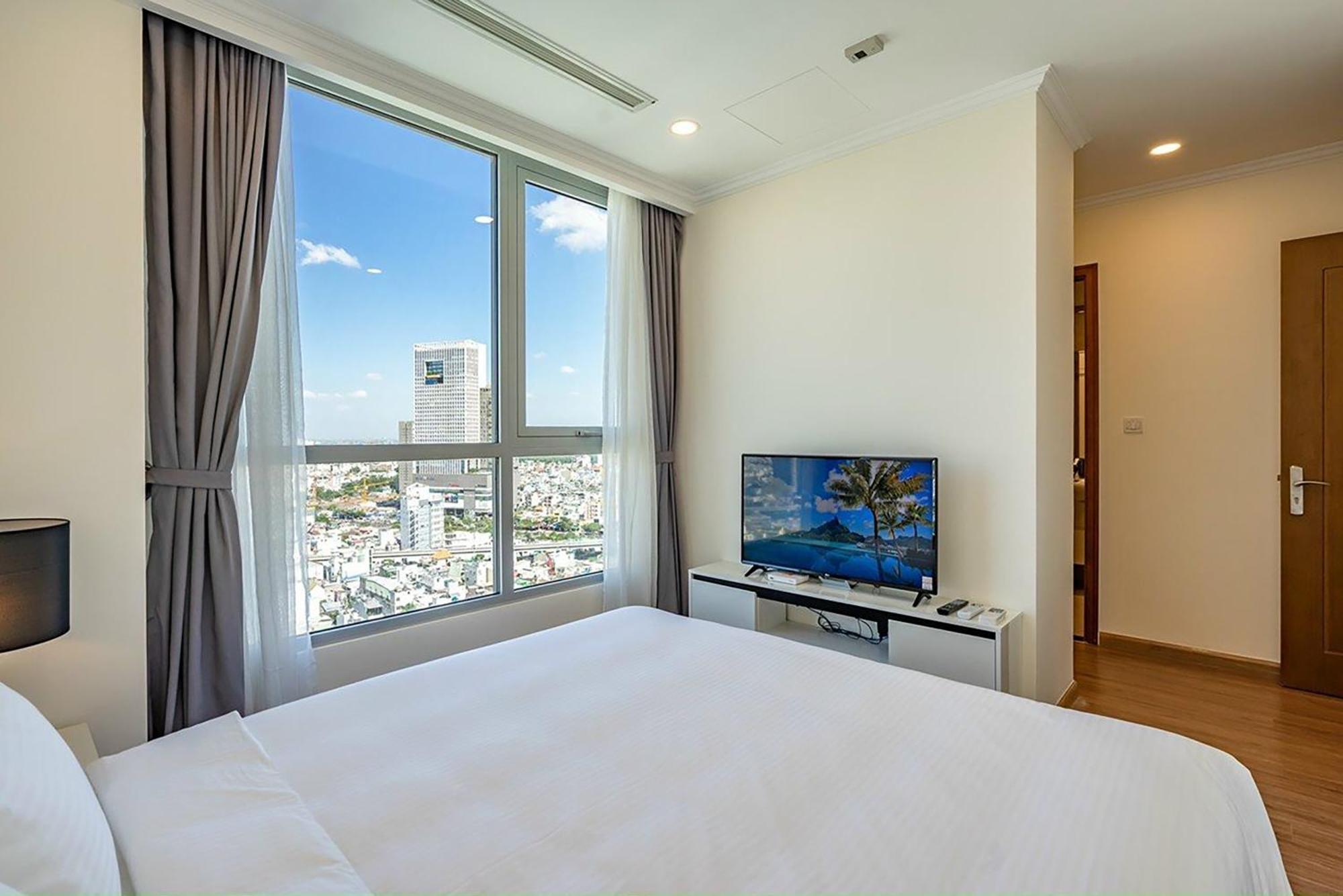 Vera Saigon - Vinhomes Central Park Apartment *