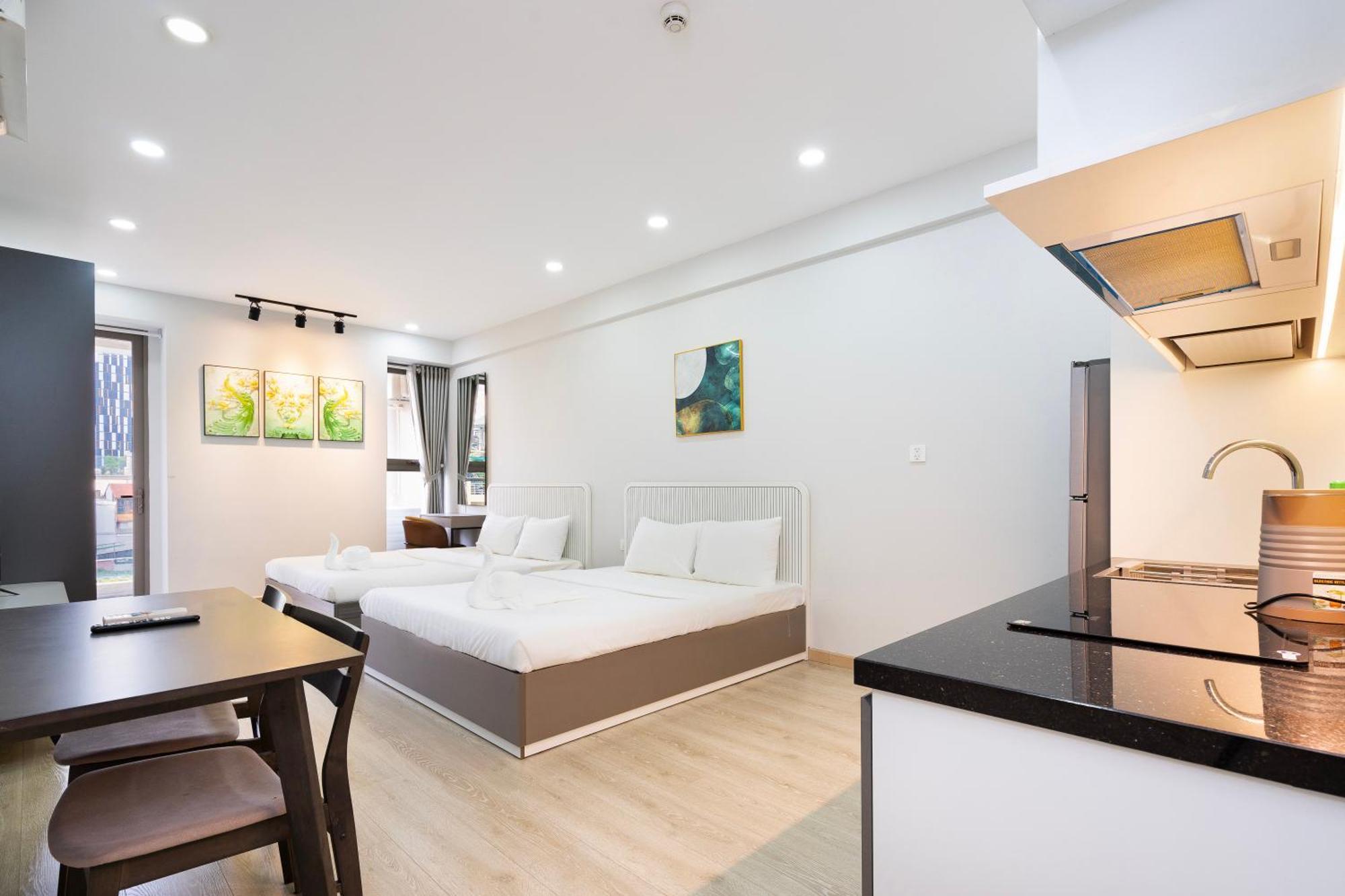 Apartment Otis Millennium Saigon Balcony Ho Chi Minh City
