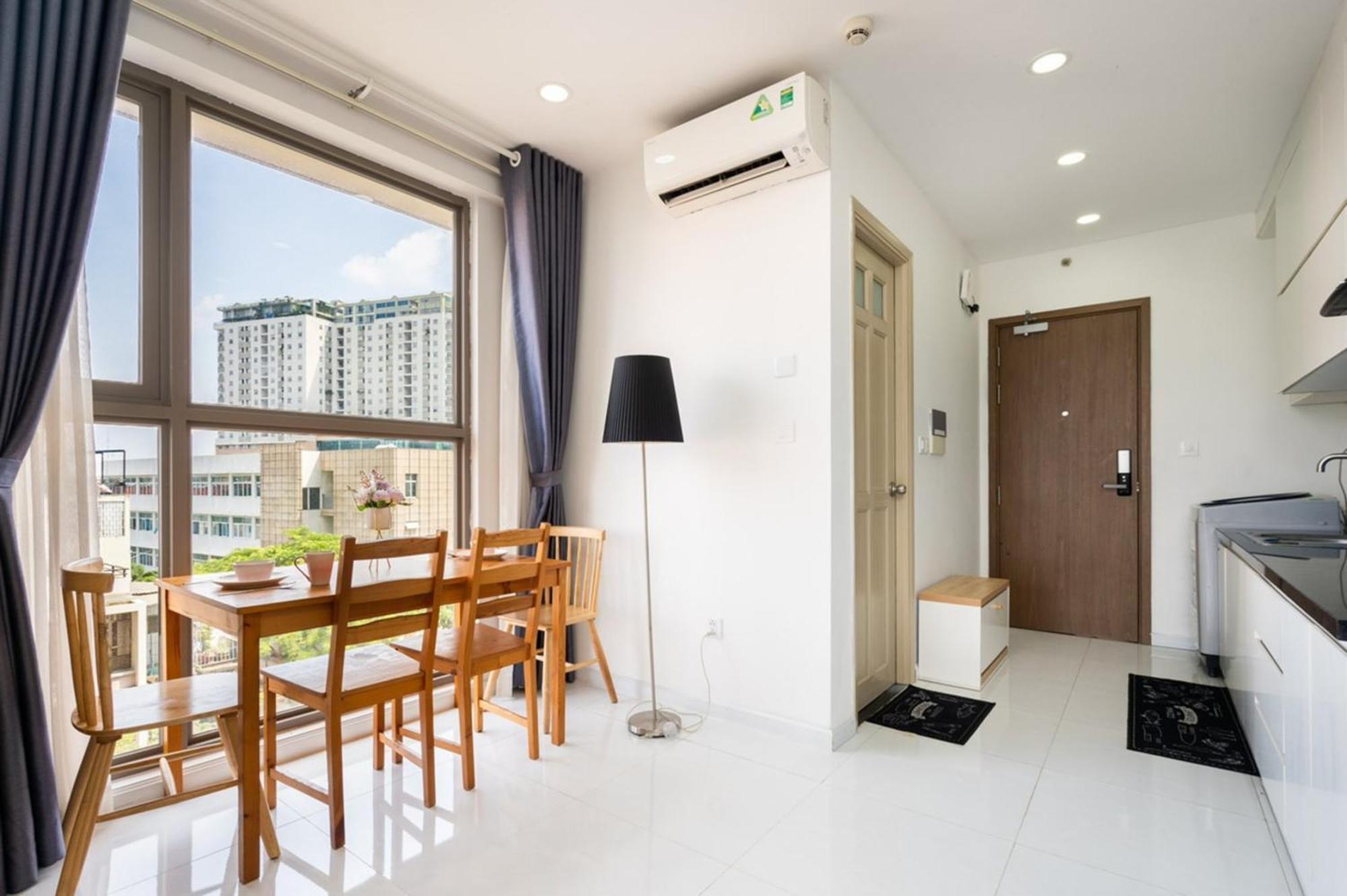 Otis Millennium Saigon Balcony