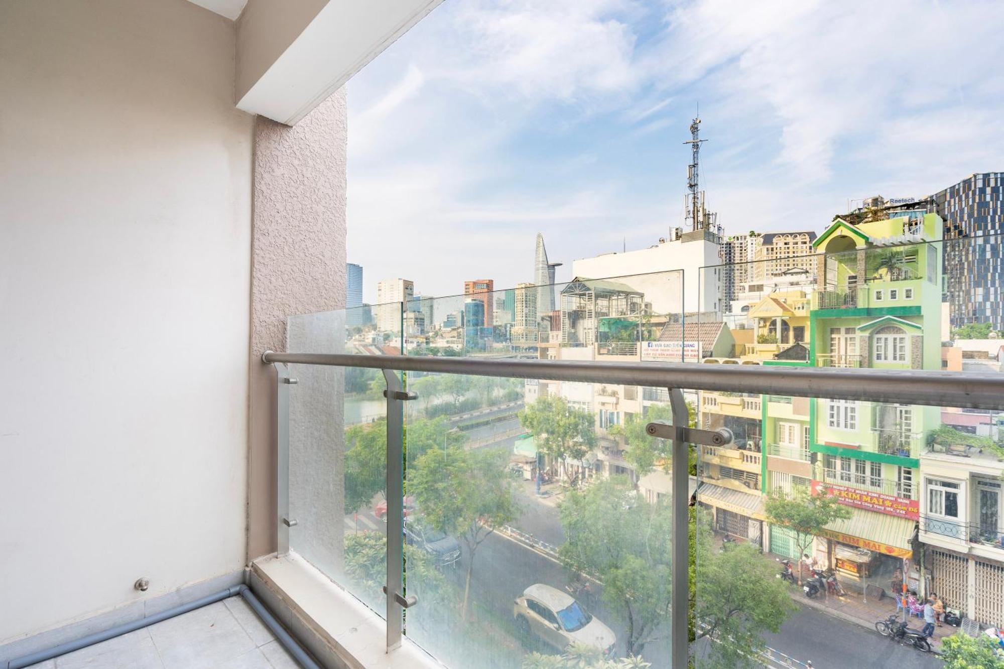 Otis Millennium Saigon Balcony * Ho Chi Minh City