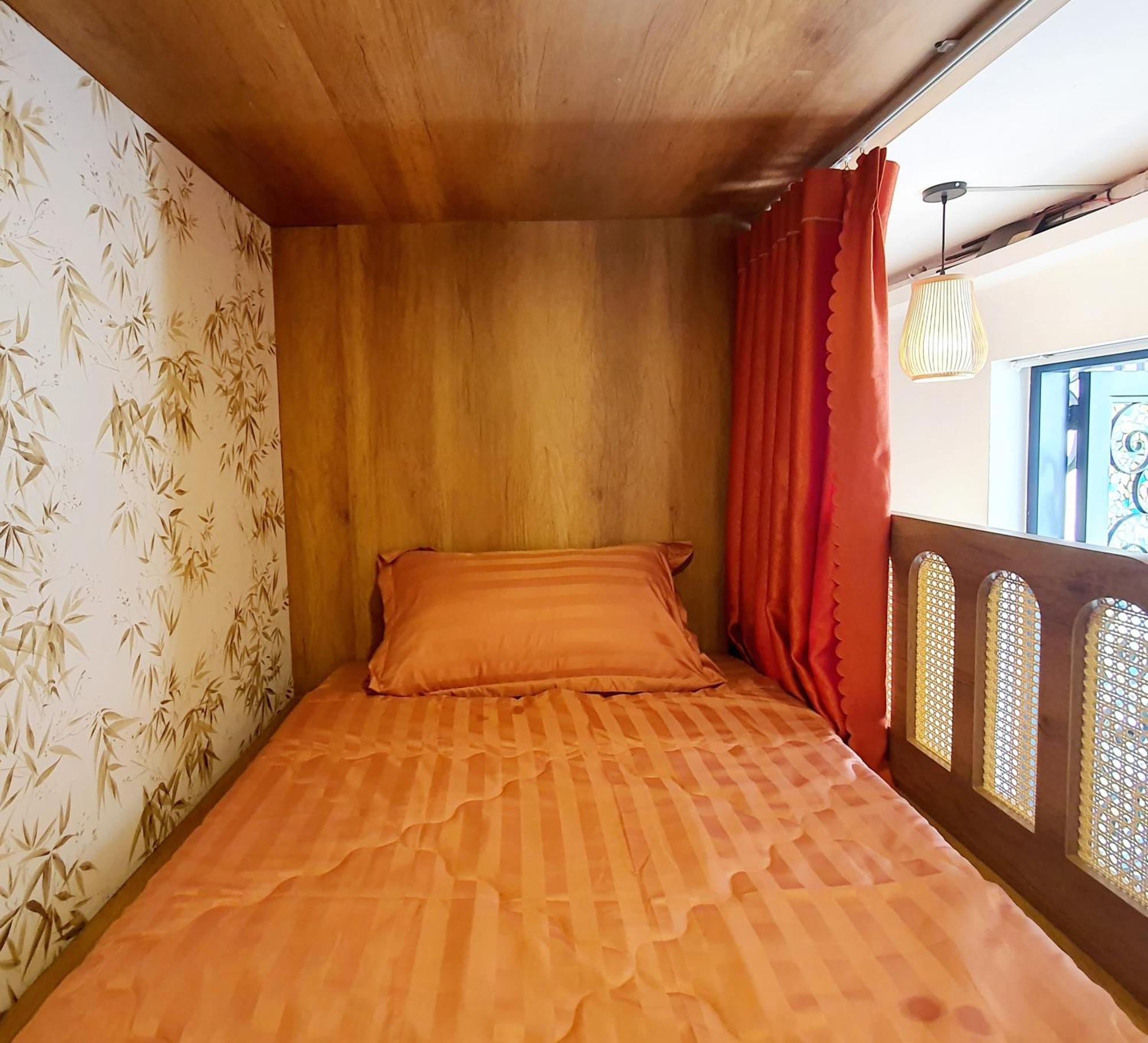 Capsule hotel The Lovenote *