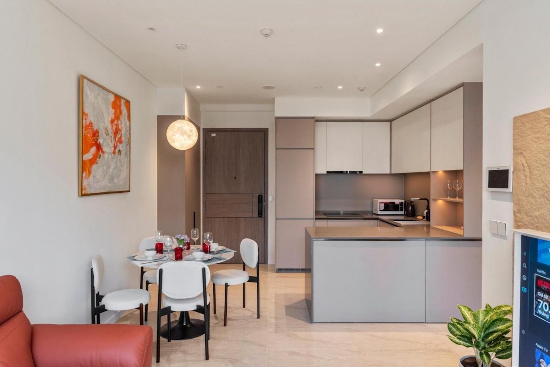 The Opera Cental Saigon Free Pool-gym-sauna Room- Golf Mini
