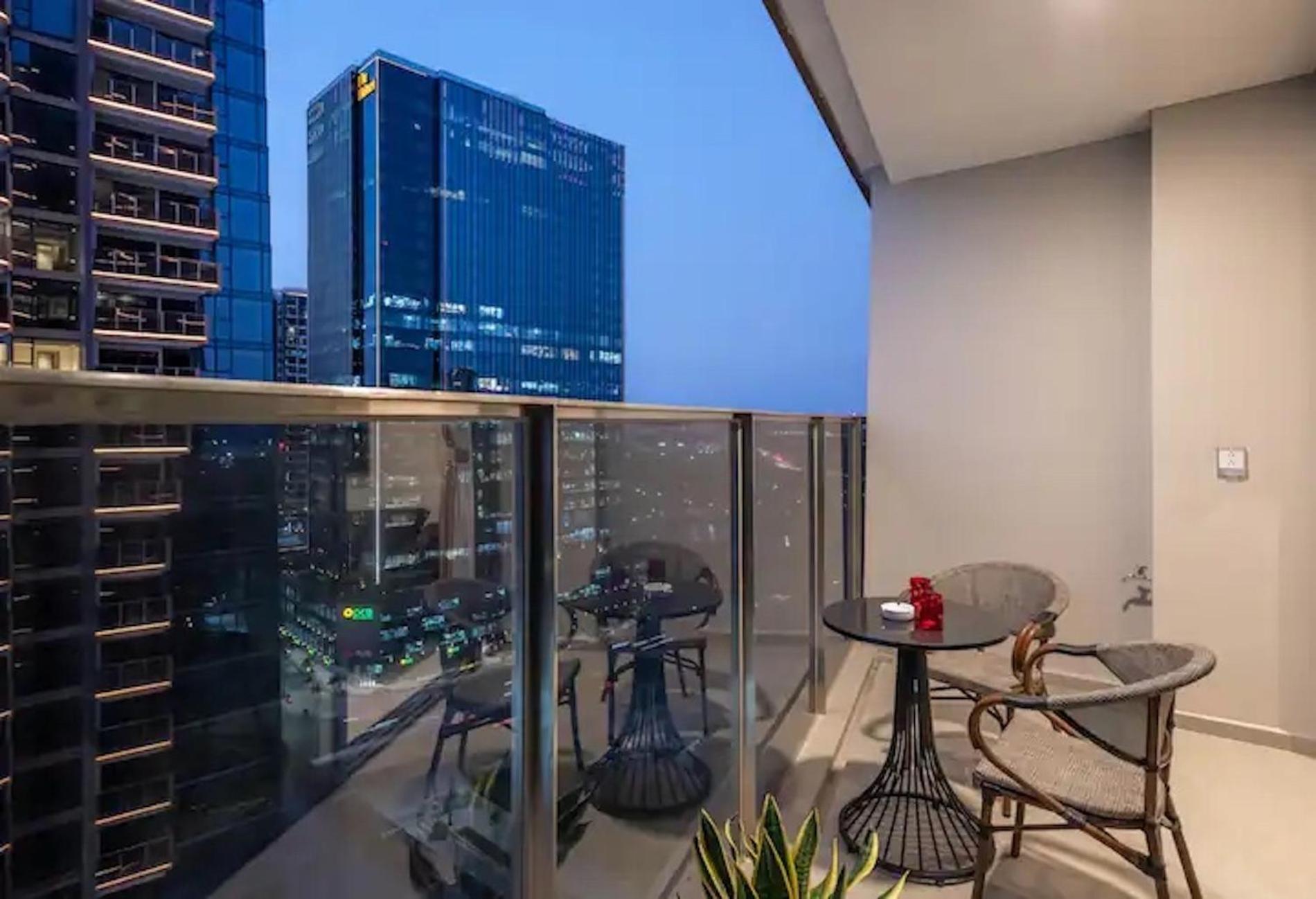 Apartment The Opera Cental Saigon Free Pool-gym-sauna Room- Golf Mini