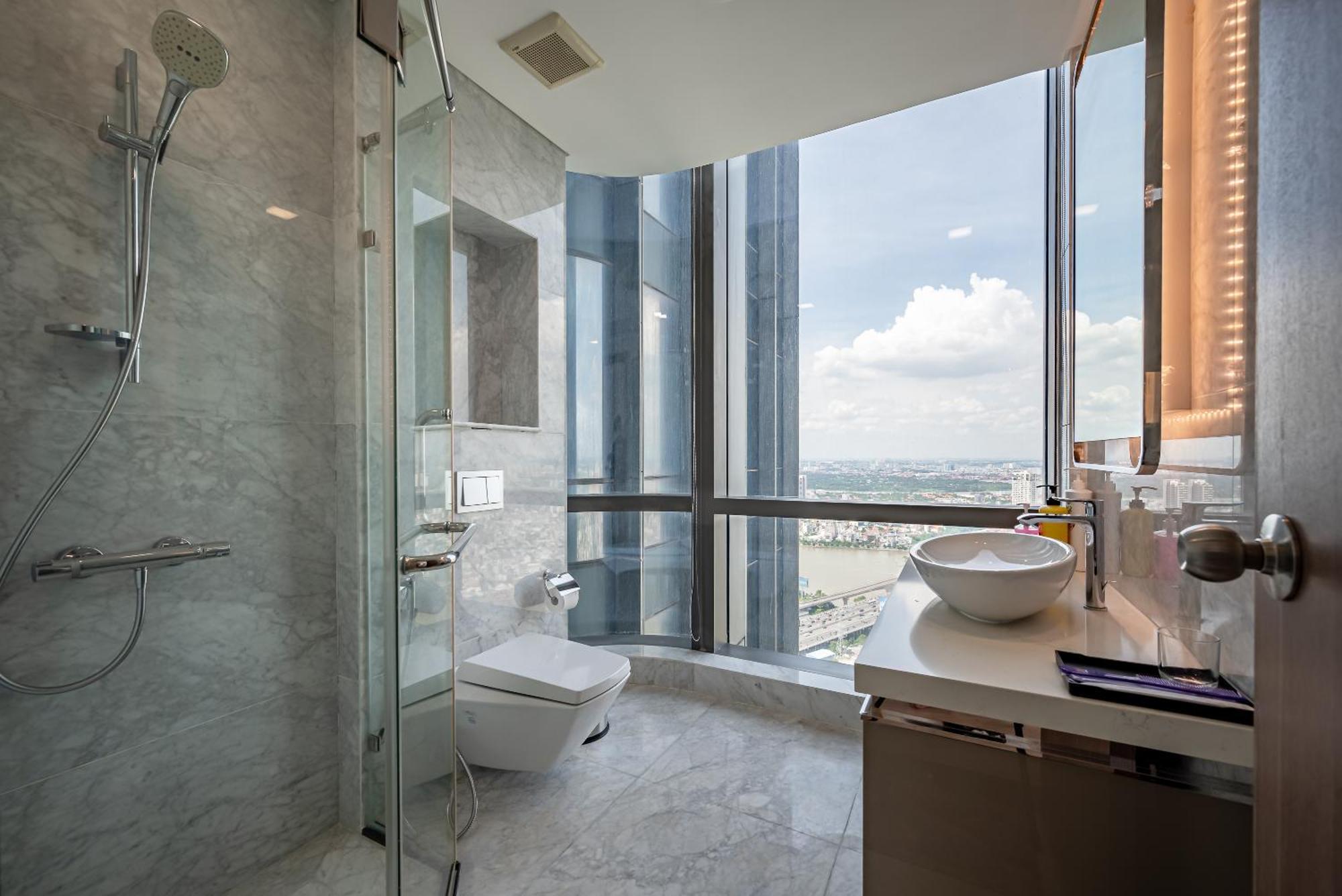 Landmark 81 Condotel Garden Bay Apartment *