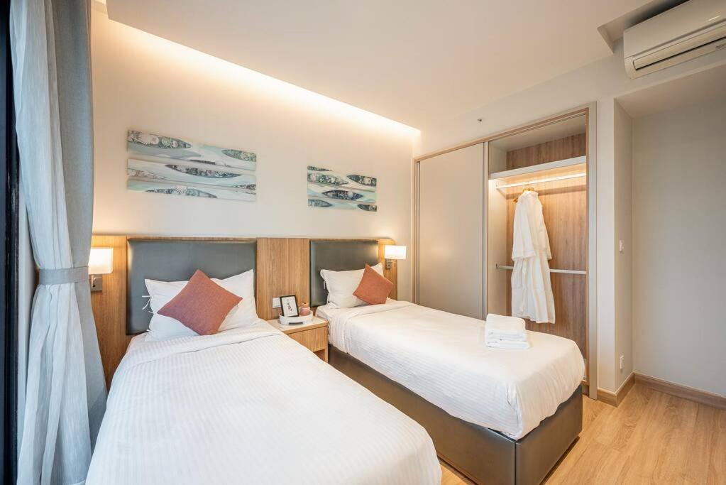 Modern 3br Panoramic Views Apartment *