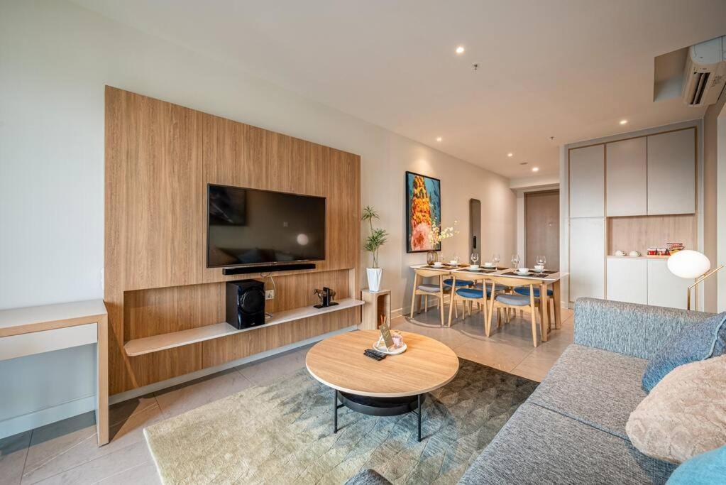 Modern 3br Panoramic Views