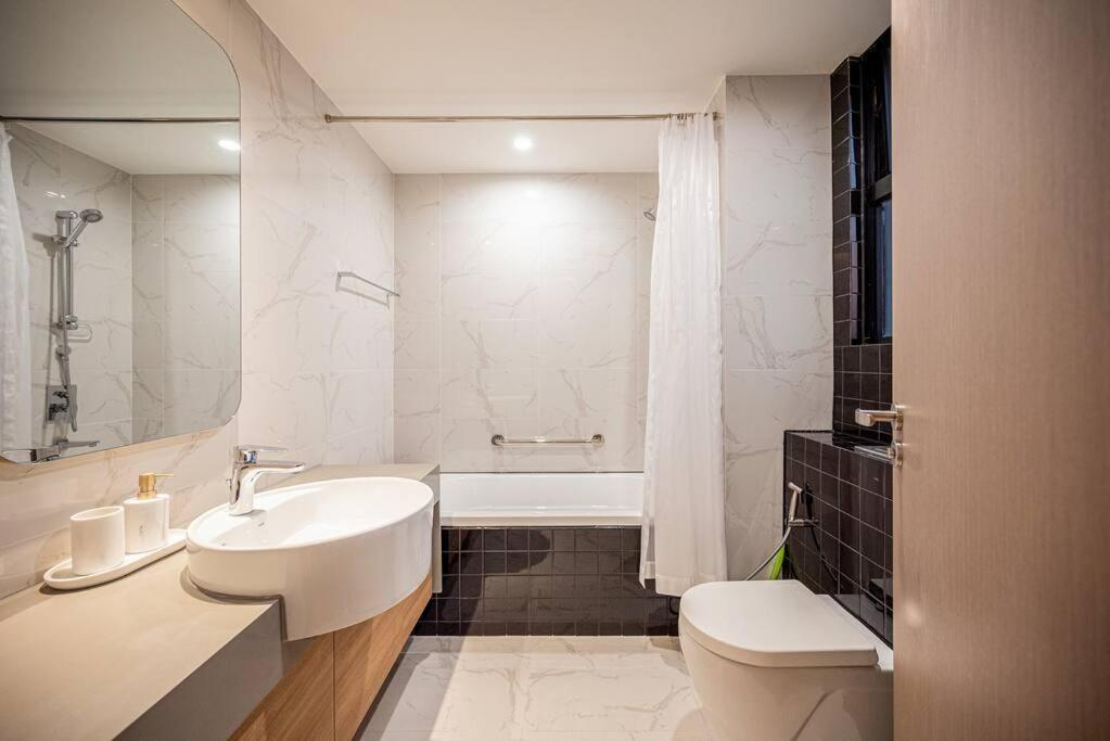 Modern 3br Panoramic Views Ho Chi Minh City