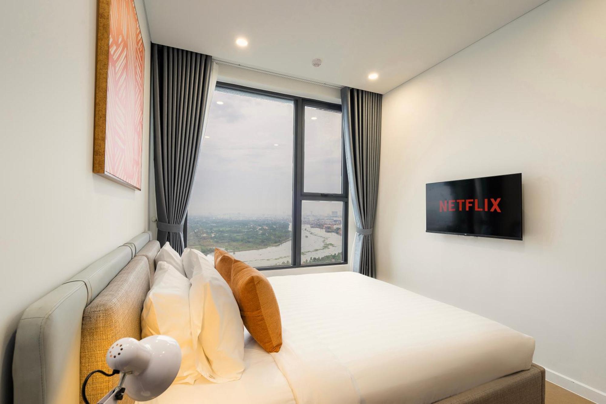 Apartment Blue Fingers Lumiere Riverside Thao Dien