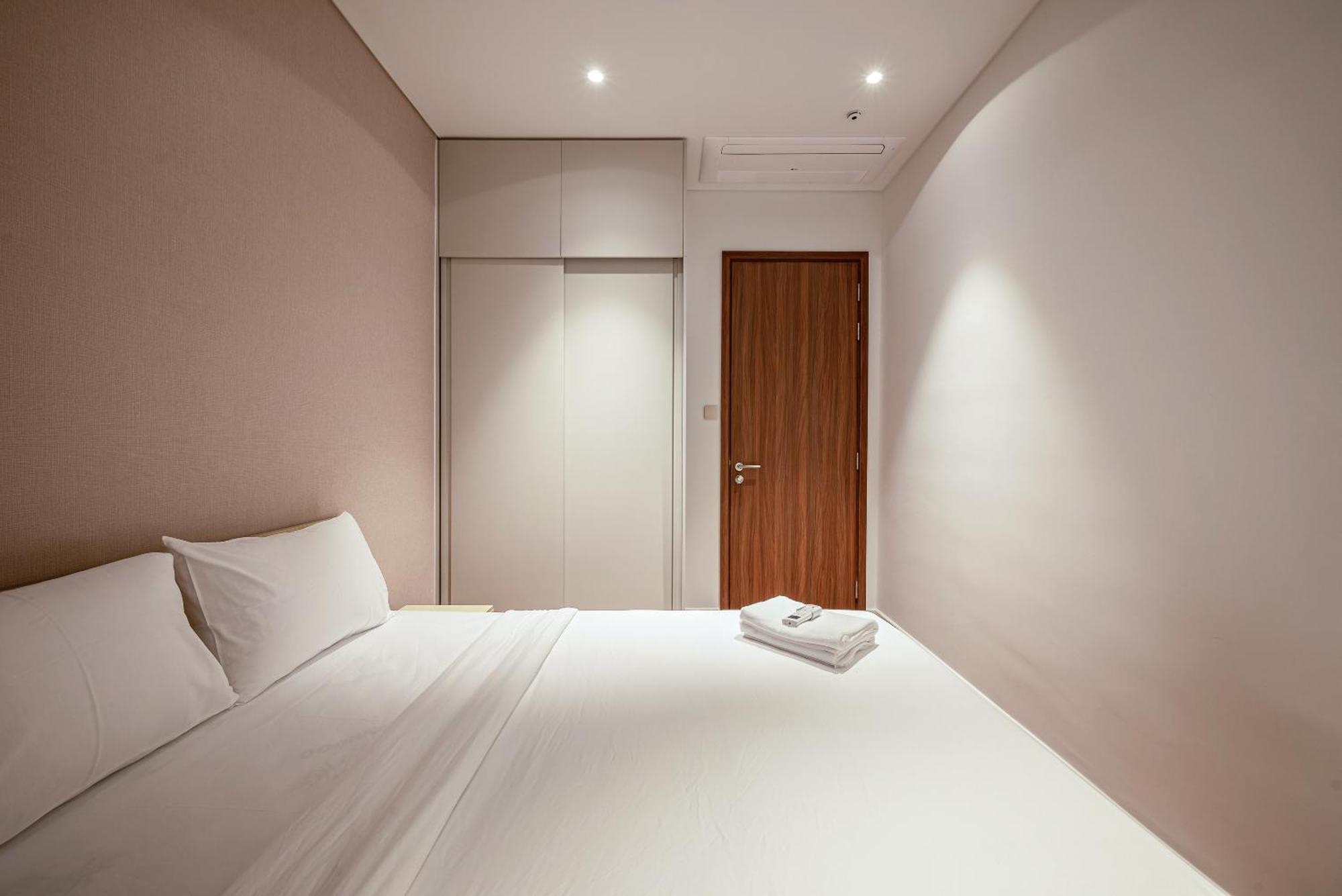 Apartment The Crest Ho Chi Minh City