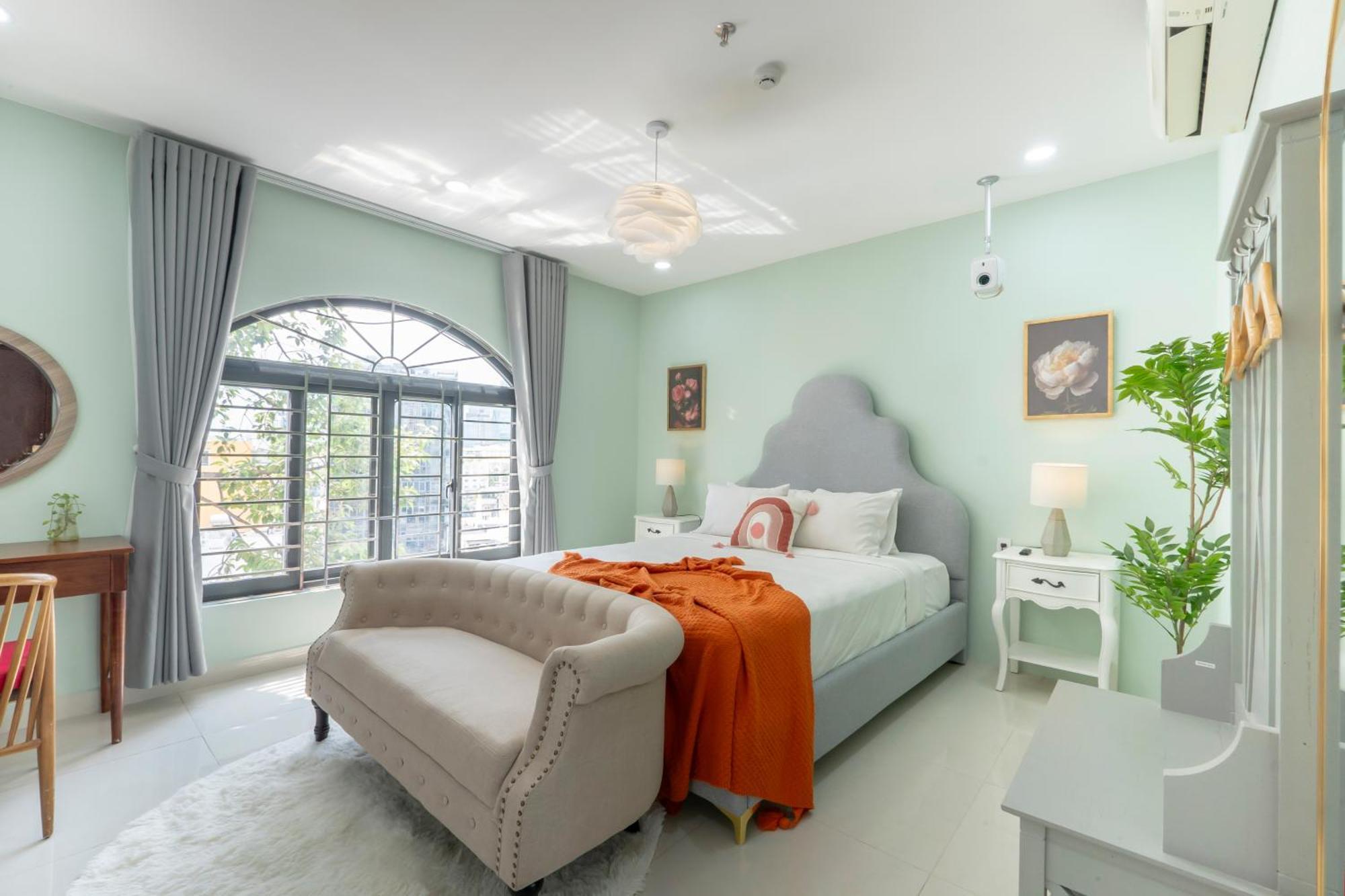 Amila Nguyen Hue By Sazi Ho Chi Minh City