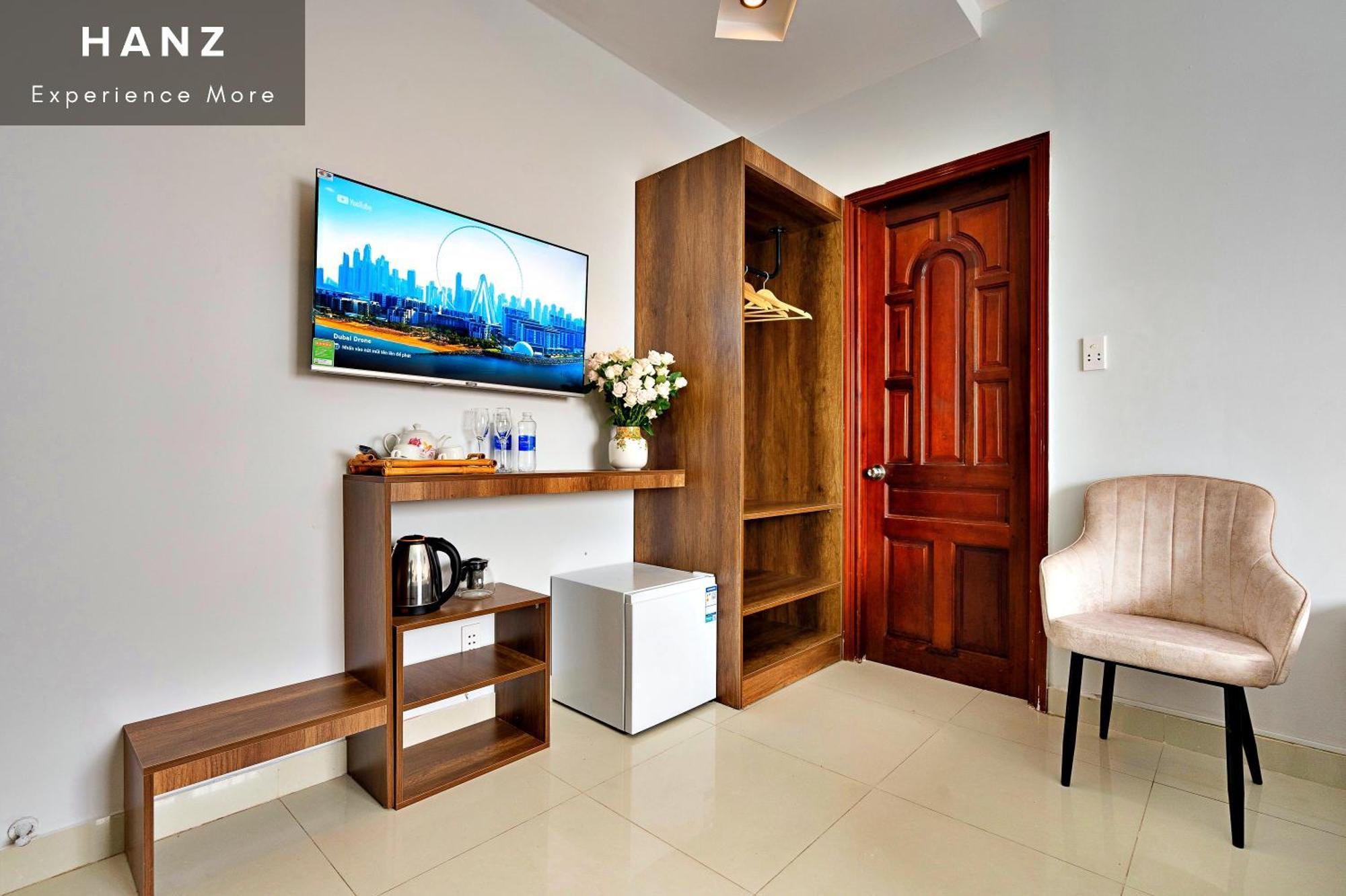 Hanz 137 Vivianne De Tham Hotel 3*