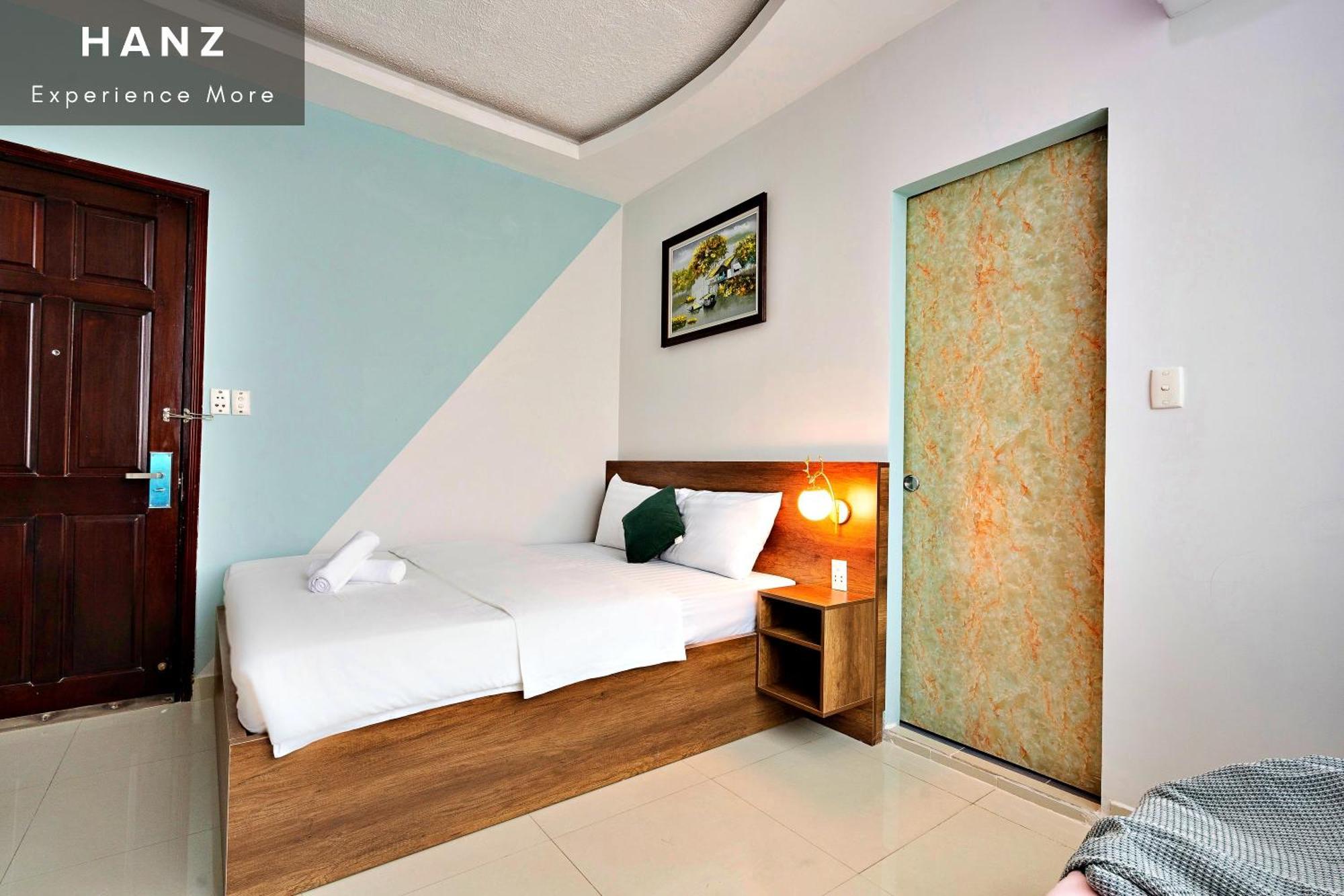 Hanz 137 Vivianne De Tham Hotel 3*