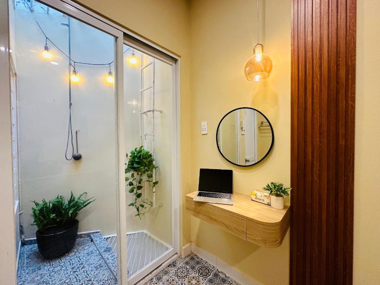 Nguyen Nha 2 Phong Ngu, 3 Guong, 45 Pham Viet Chanh - 1 Tret - 1 Lau Apartment Ho Chi Minh City