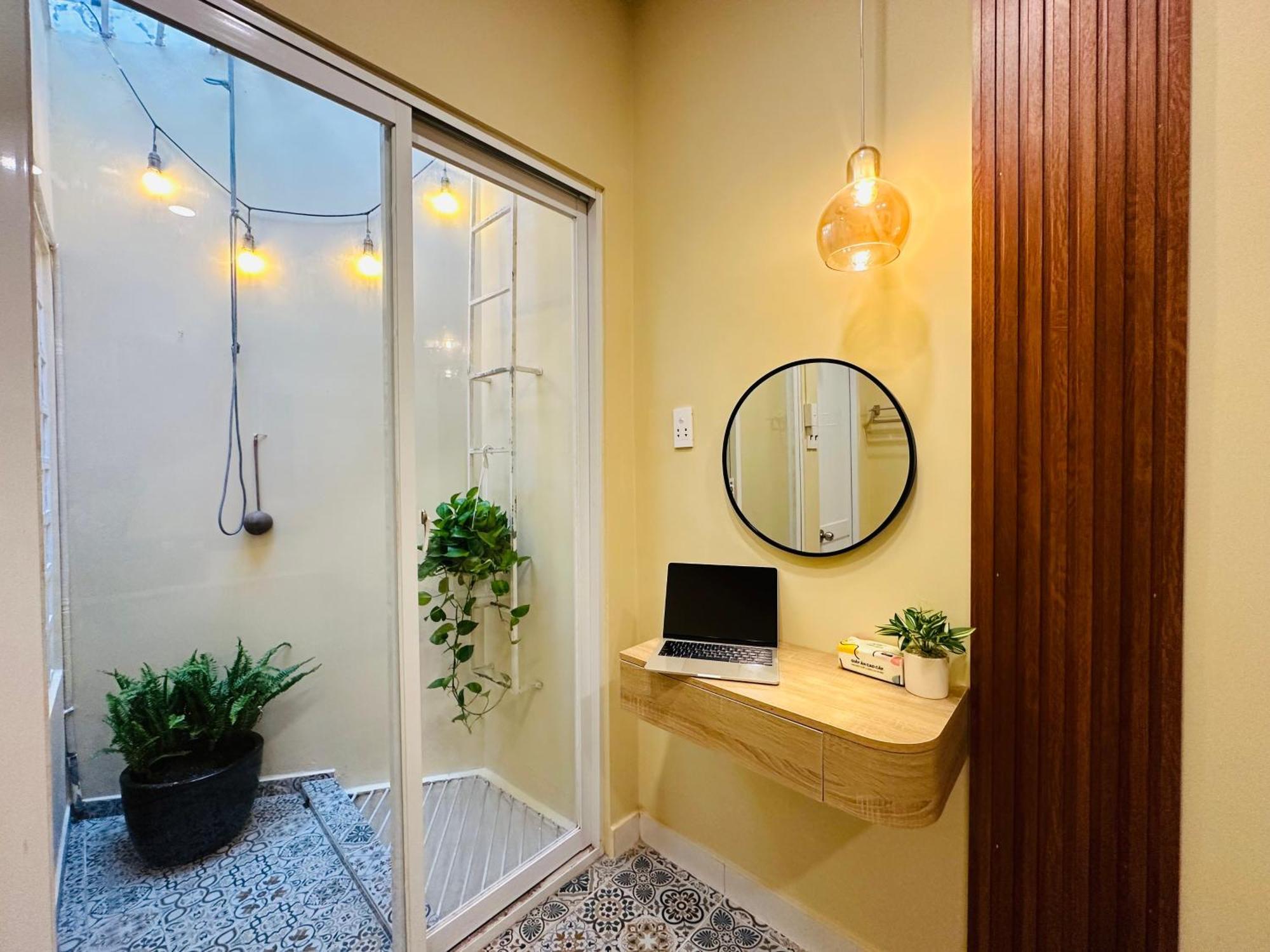 Nguyen Nha 2 Phong Ngu, 3 Guong, 45 Pham Viet Chanh - 1 Tret - 1 Lau Apartment Ho Chi Minh City