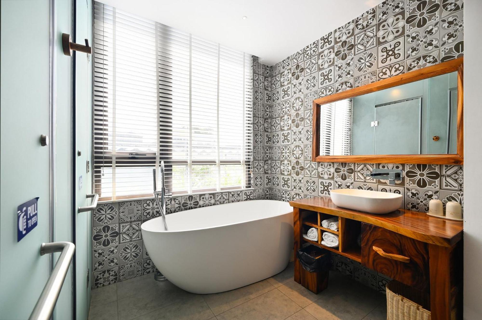 Hotel Sky Gem 4*