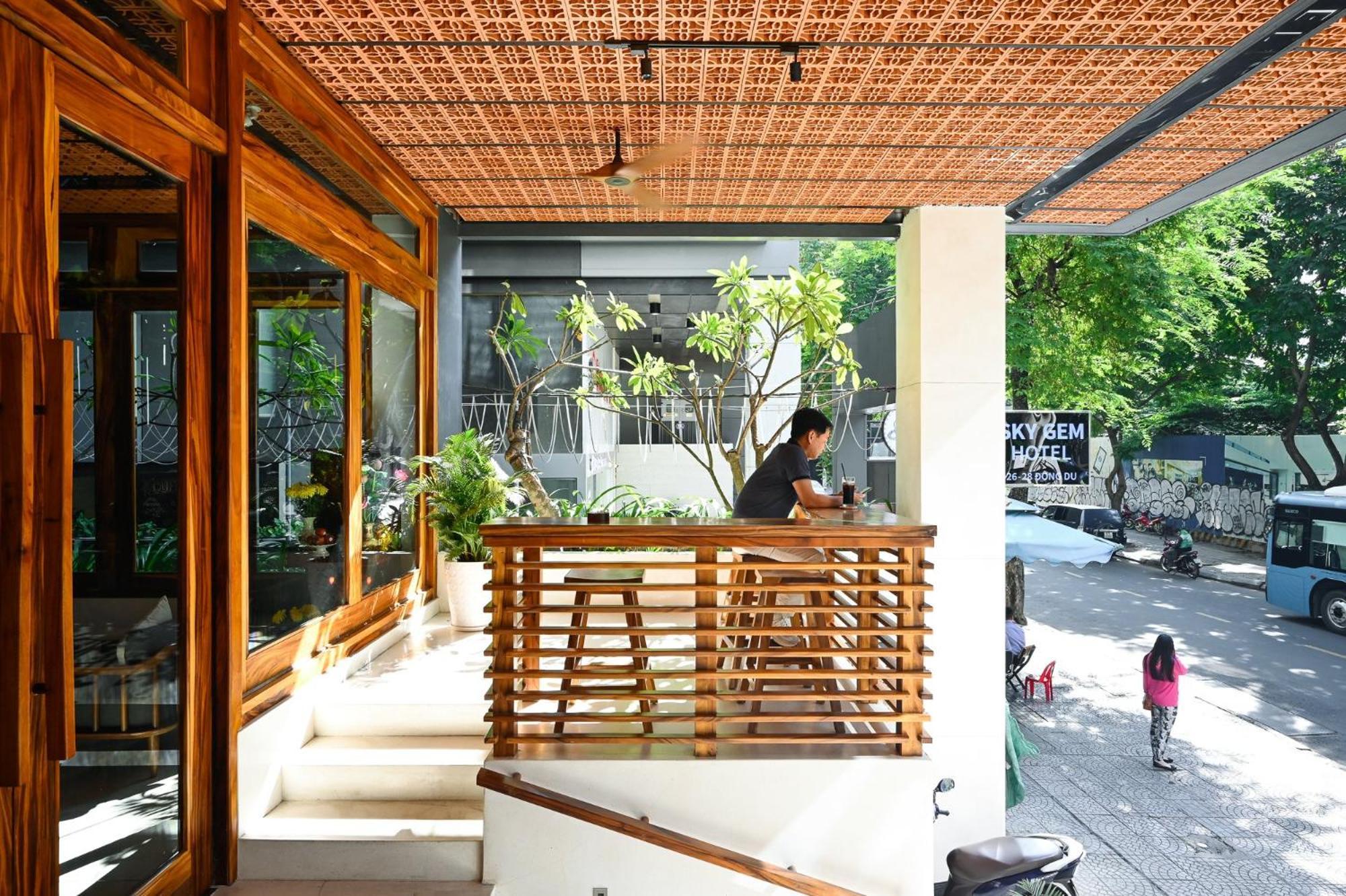 Hotel Sky Gem Ho Chi Minh City