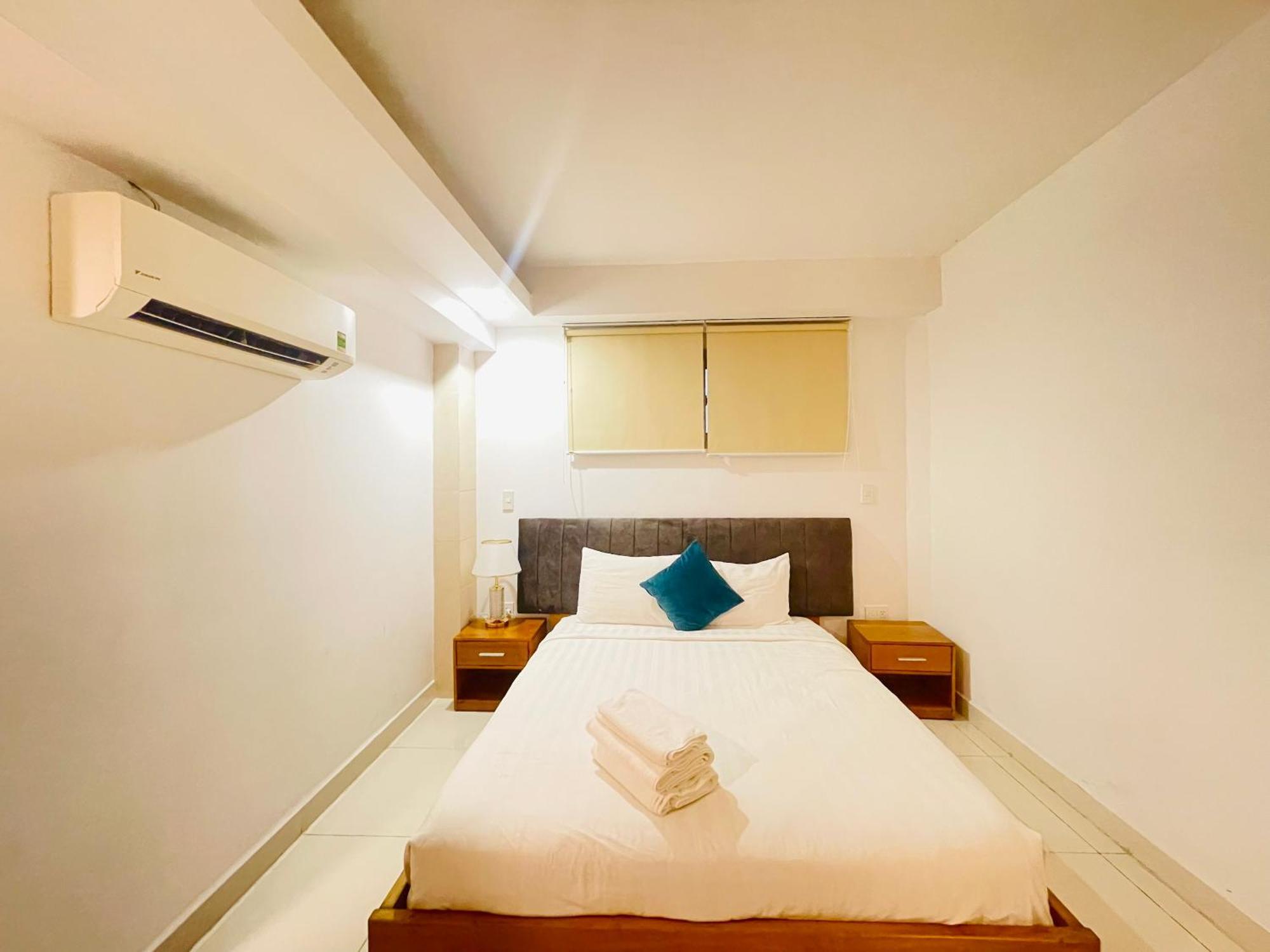 Hotel Simmi 5 & Ho Chi Minh City