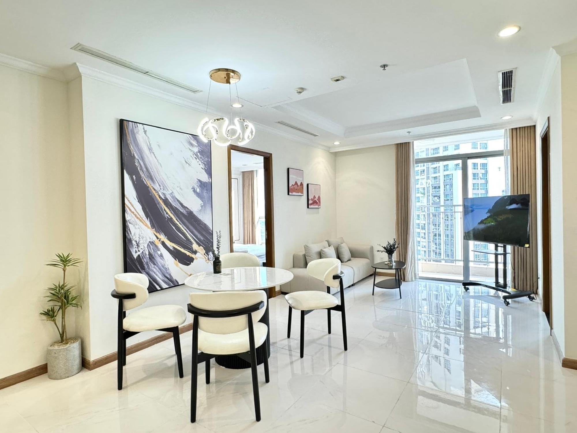 Landmark Luxury - Luna * Ho Chi Minh City