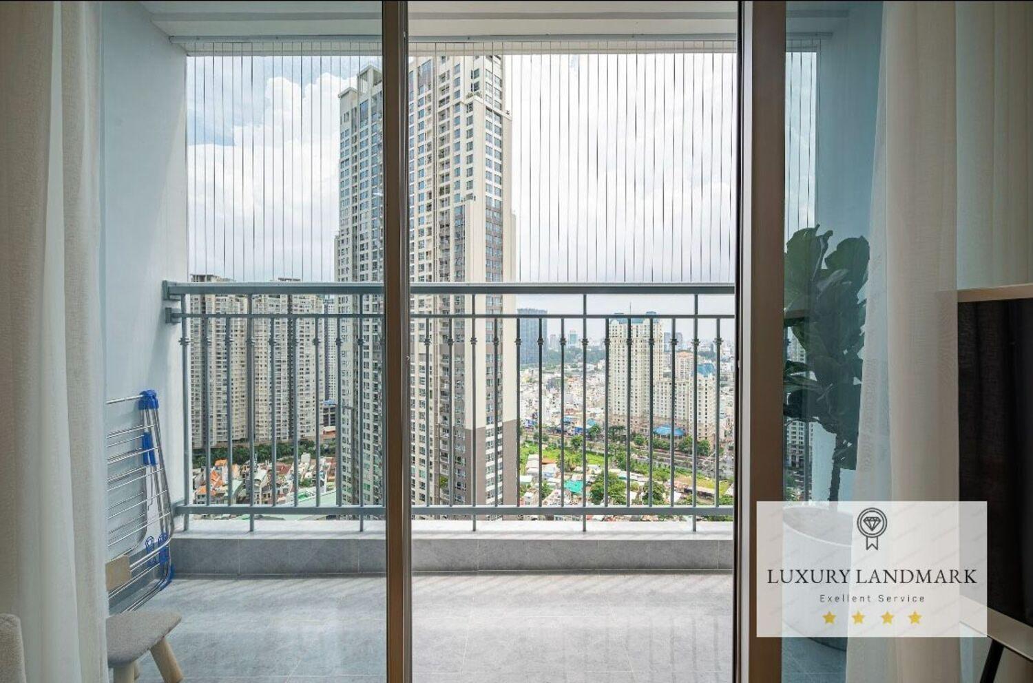 Aparthotel Landmark De Fusion - Vinhomes Central Park Ho Chi Minh City