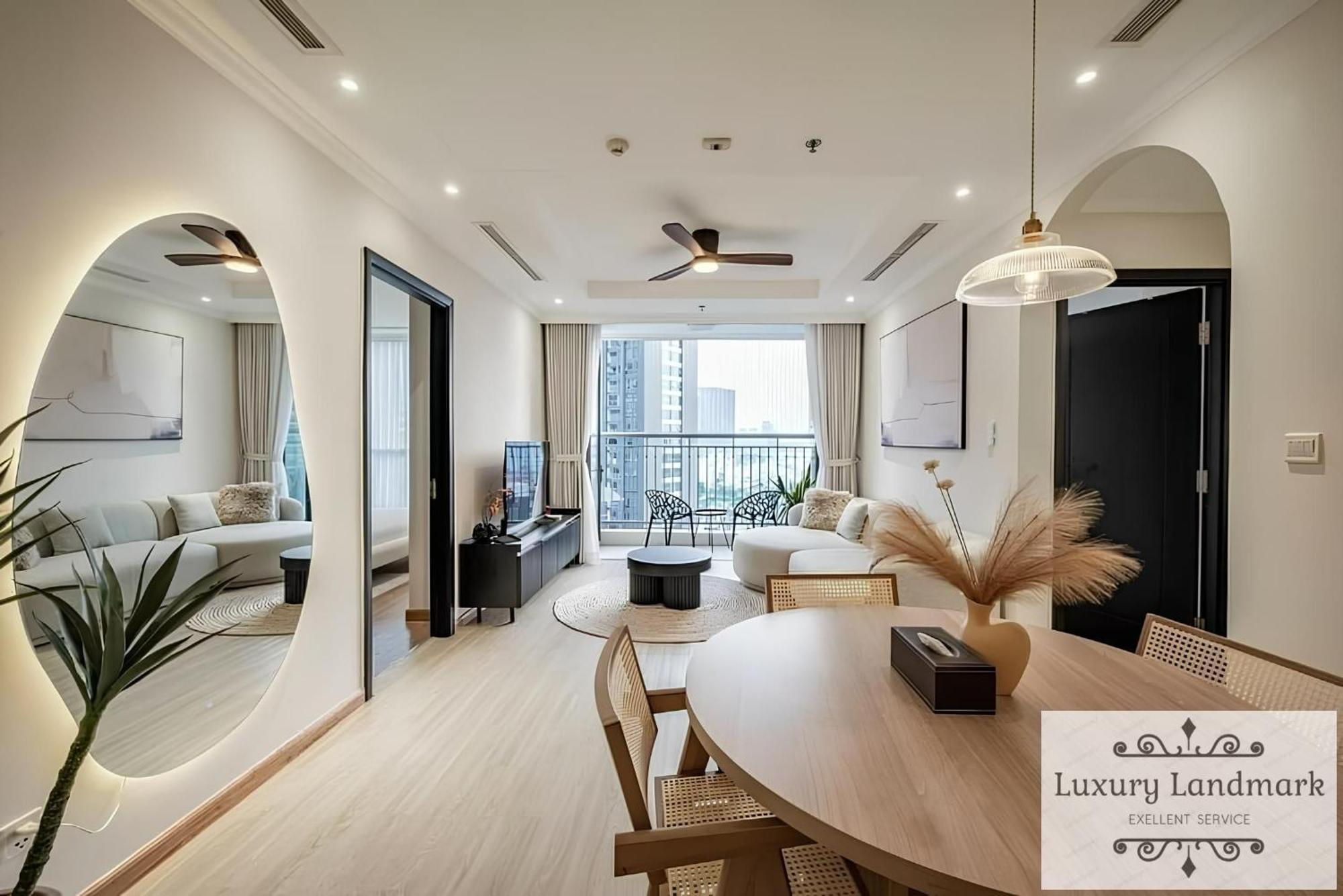 Landmark De Fusion - Vinhomes Central Park 4*