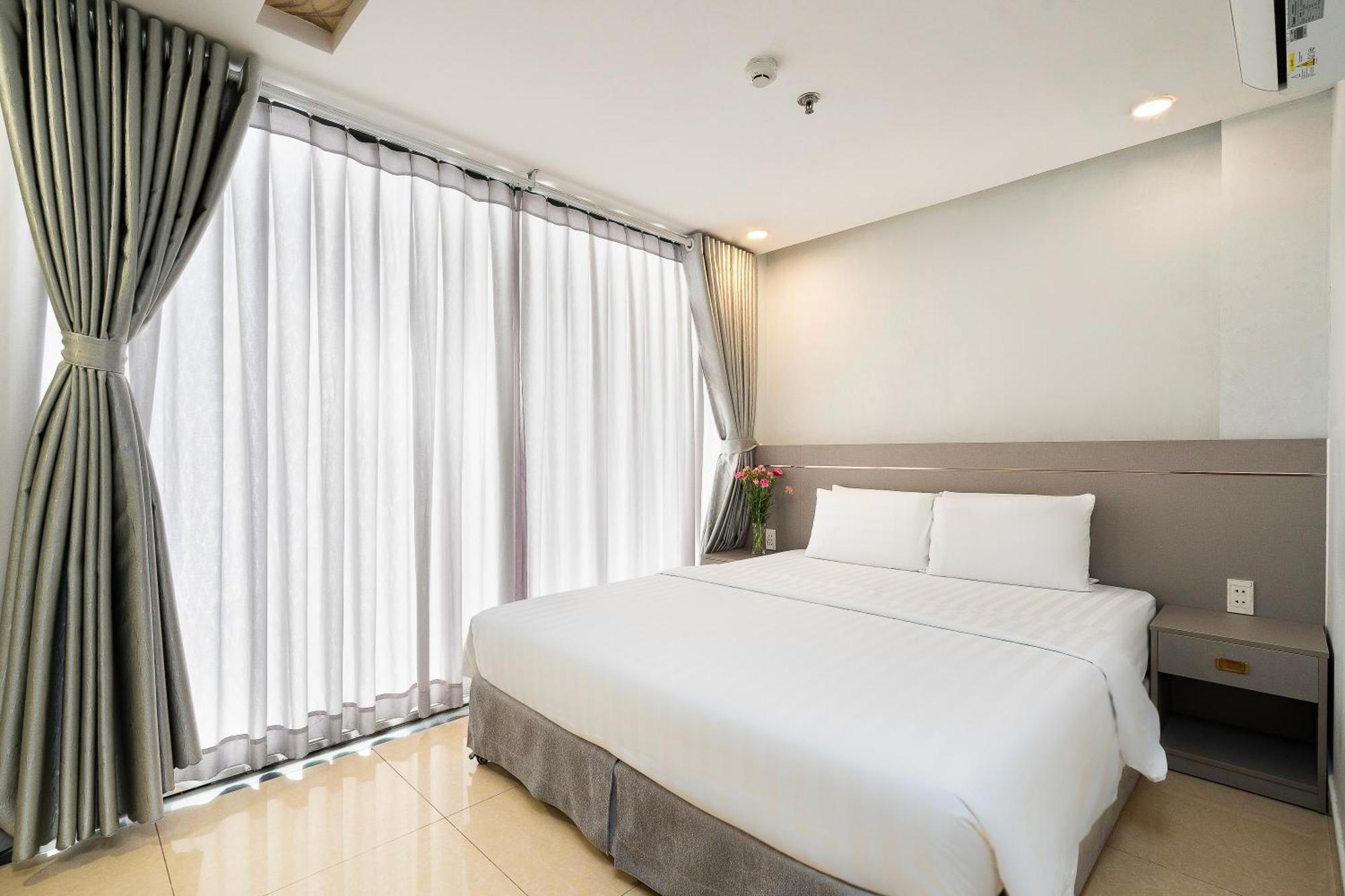 Lucky Star Nguyen Trai Q5 Hotel
