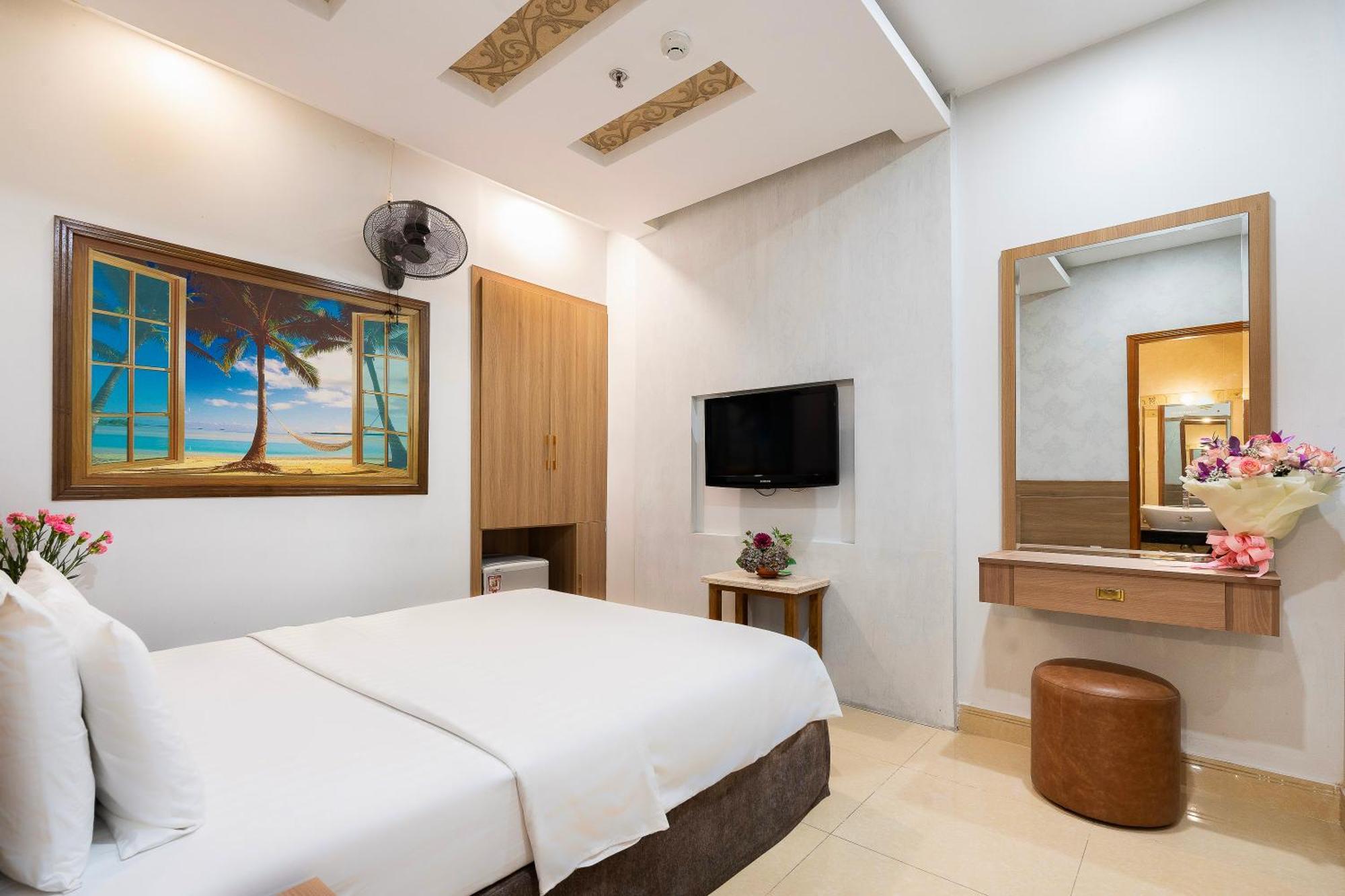 Lucky Star Nguyen Trai Q5 Hotel 3*