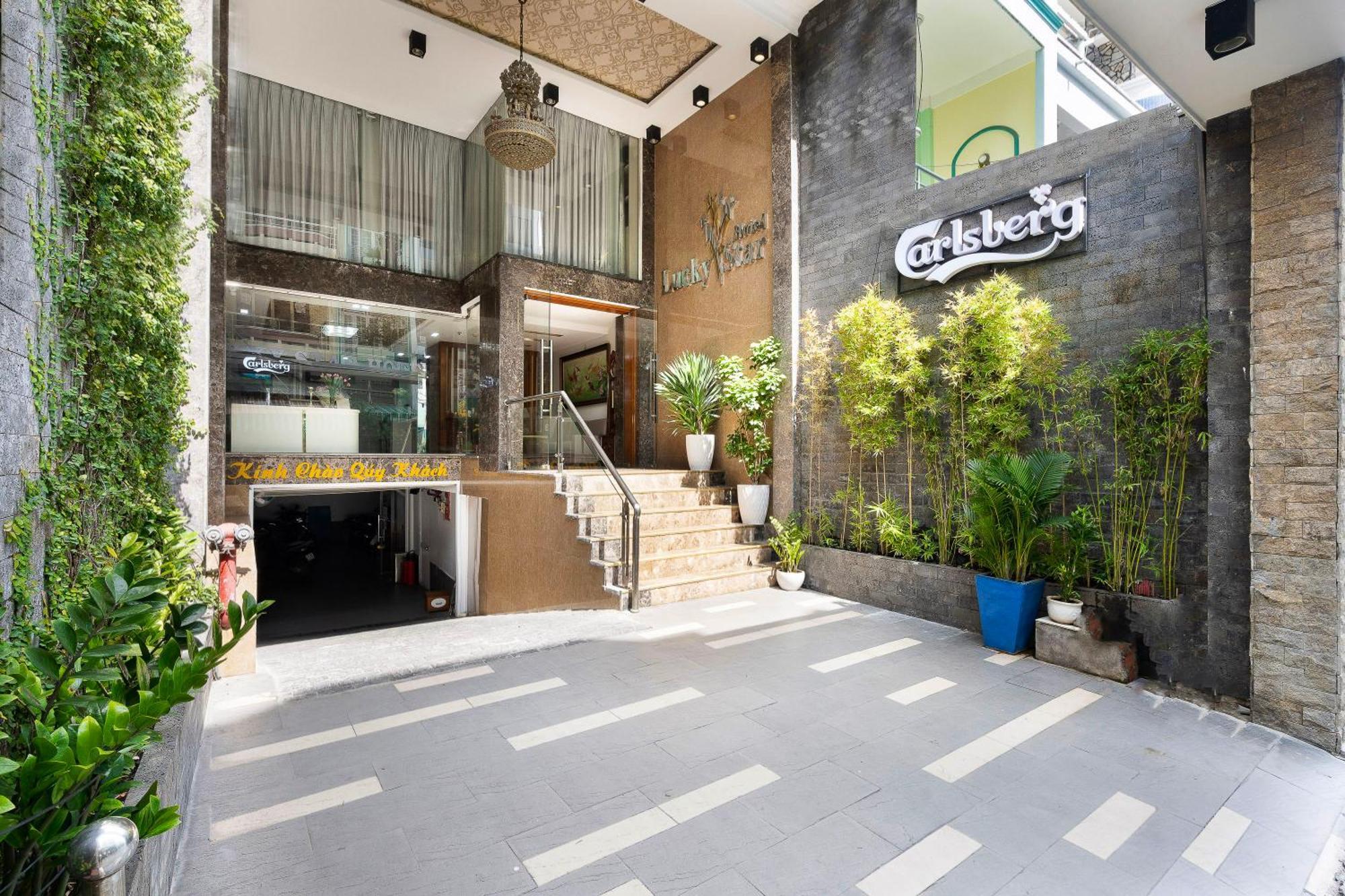 Lucky Star Nguyen Trai Q5 3*