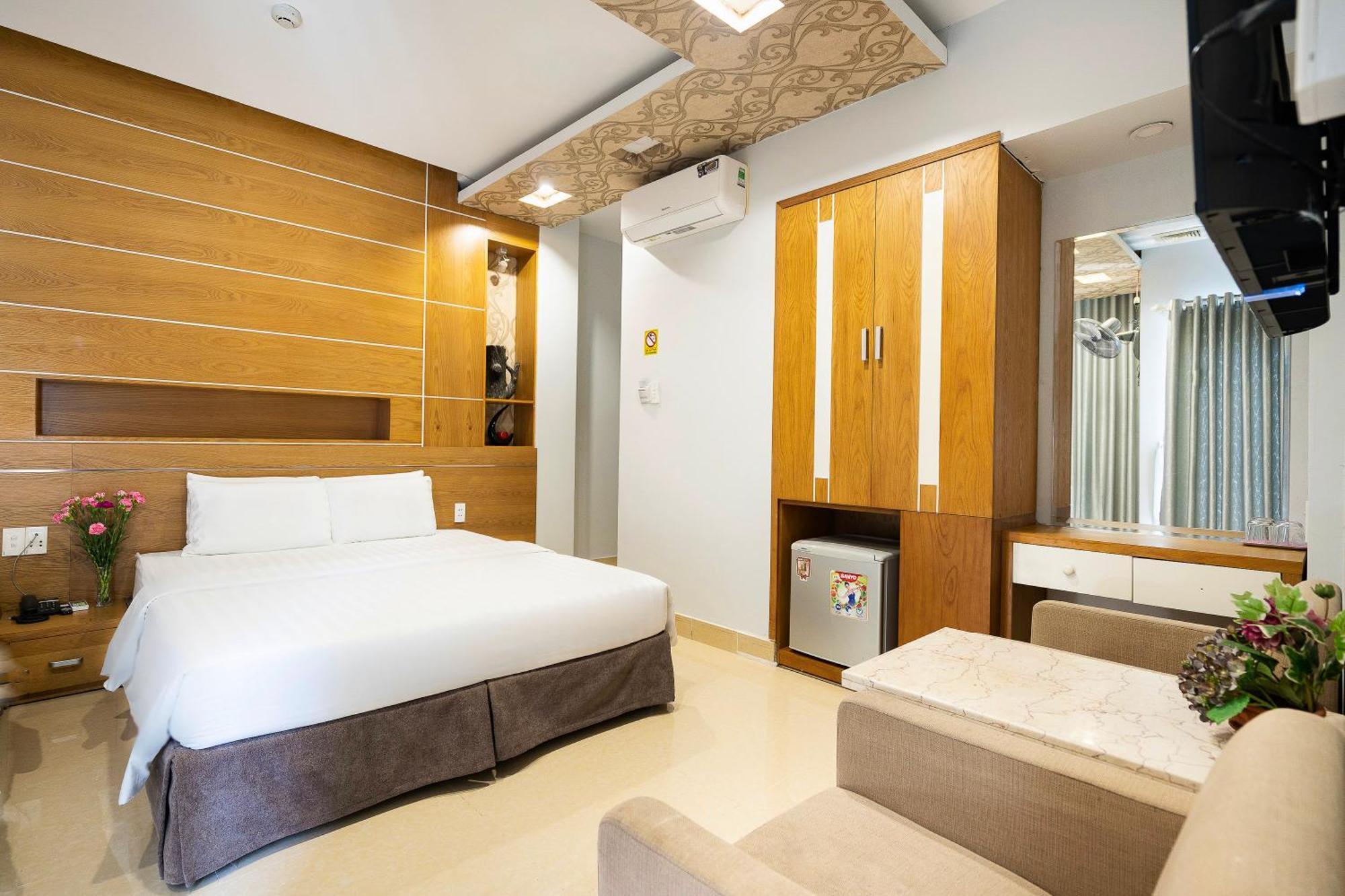 Hotel Lucky Star Nguyen Trai Q5