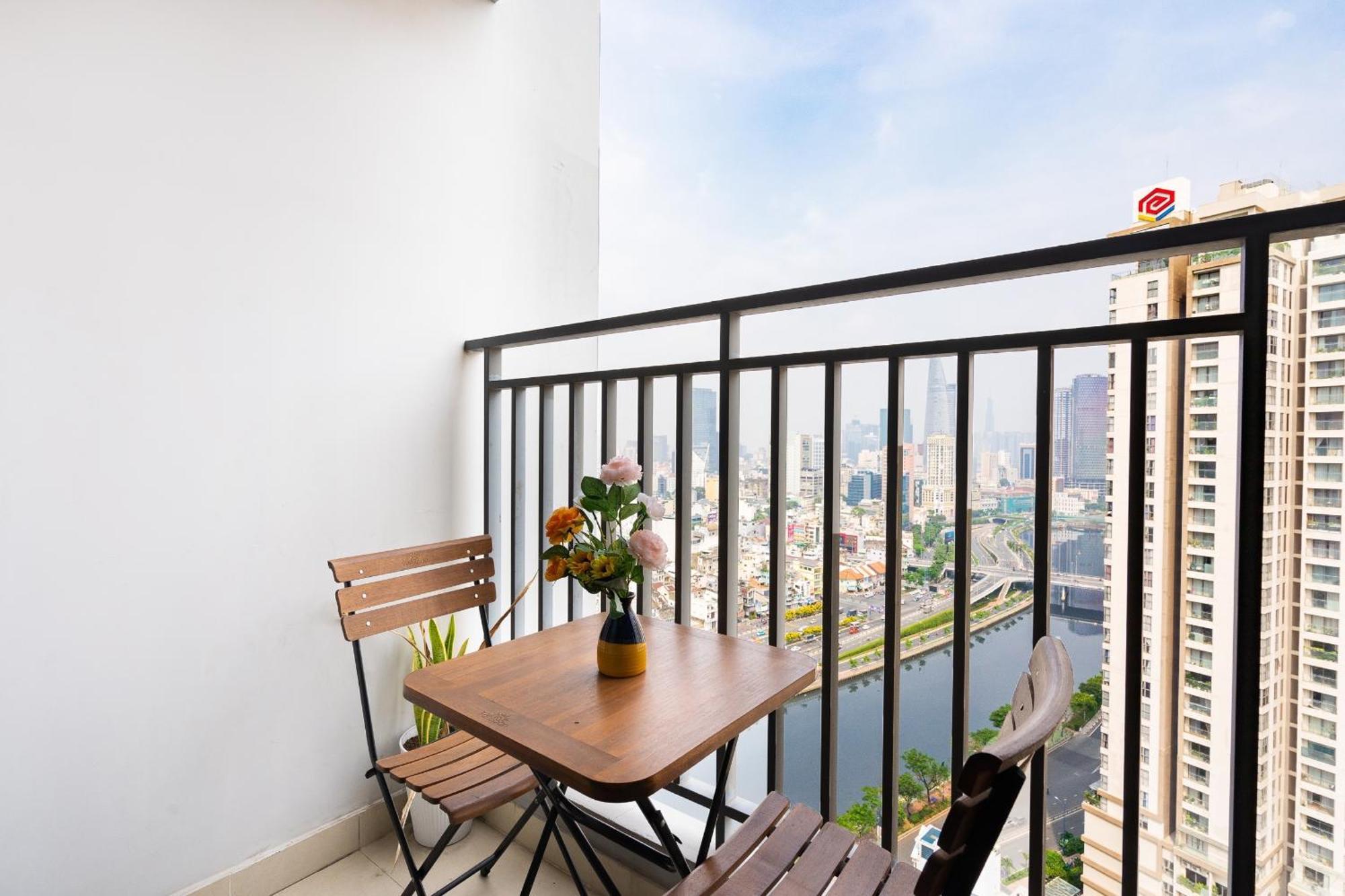 Apartment Kala Rivergate Near Ben Thanh *