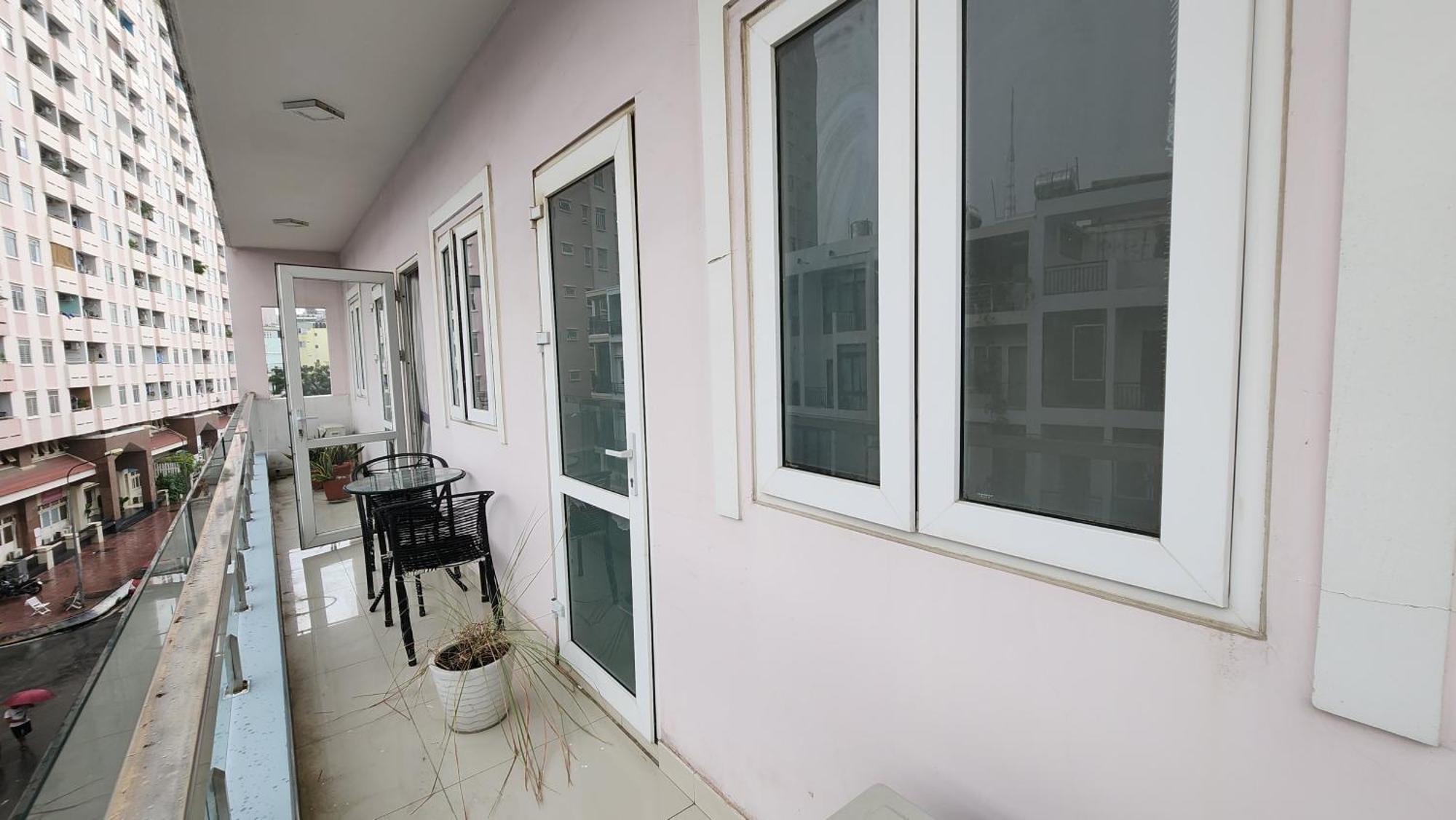 Lalahouse Riverside 3*