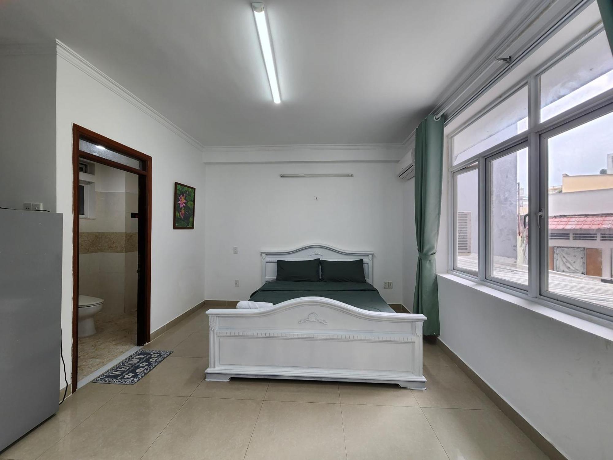 Lalahouse Riverside 3*
