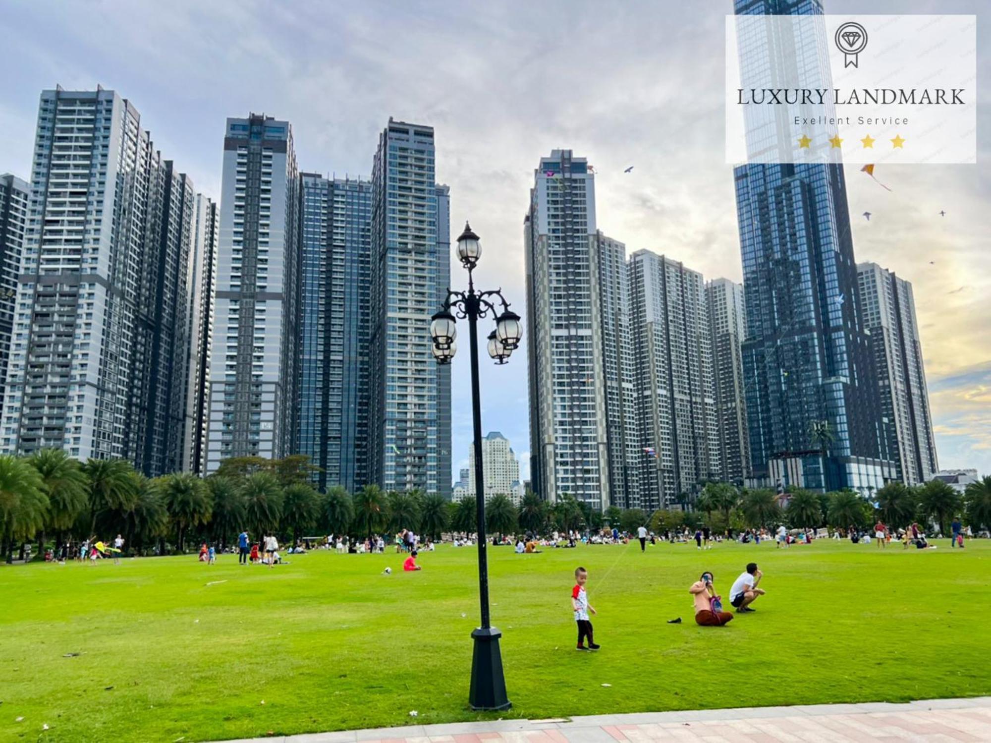 Landmark De Fusion - Vinhomes Central Park 4*