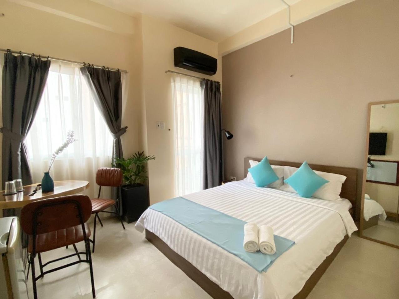 Acorn Hotel Hotel