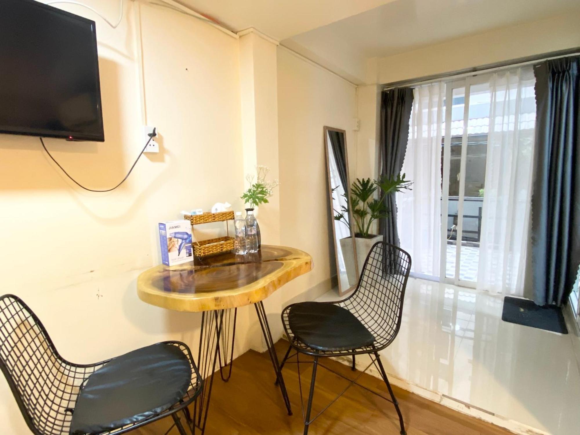 Acorn Hotel Ho Chi Minh City