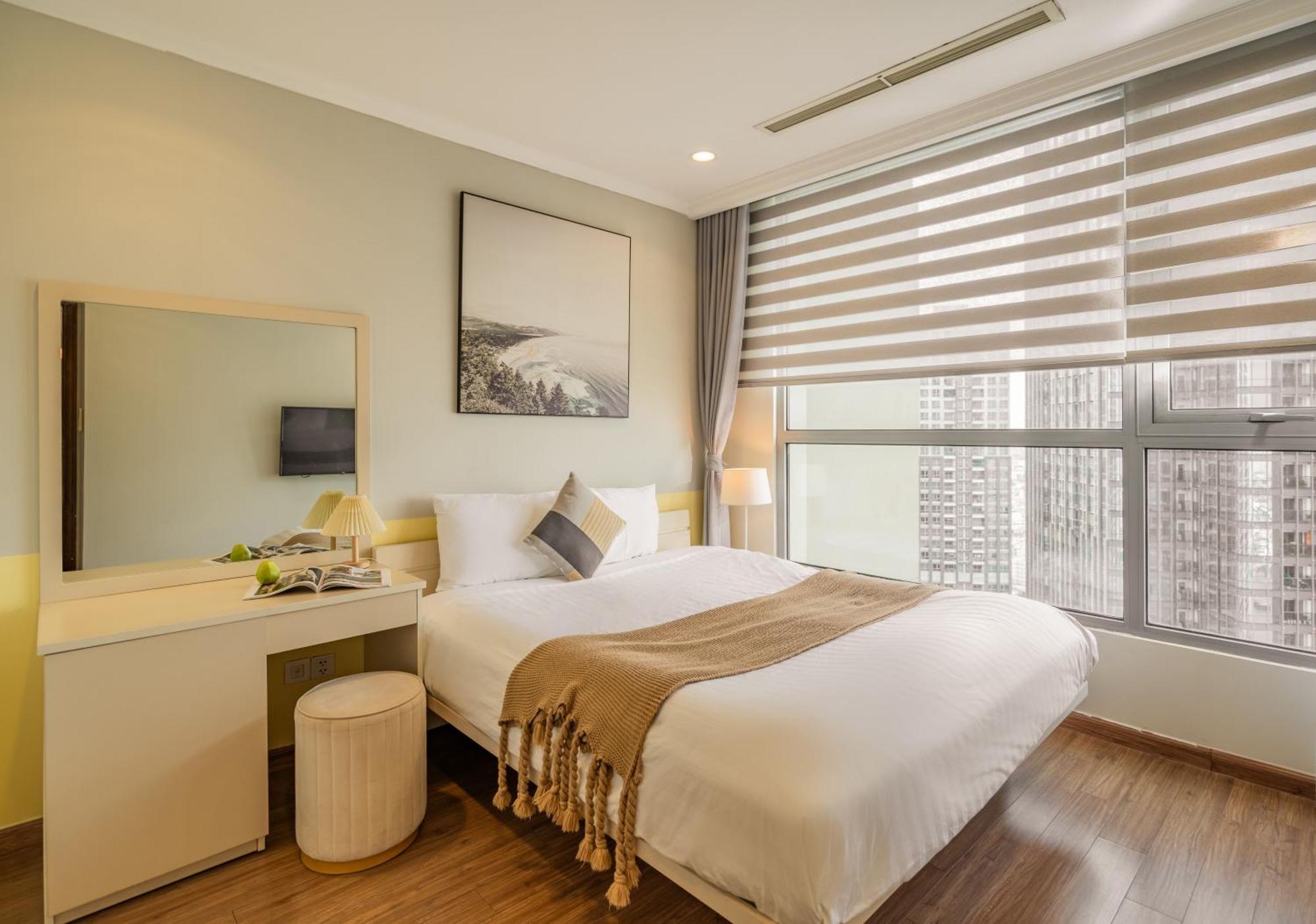 Allen Luxury - Vinhomes Park Pangsapuri Bandar Ho Chi Minh