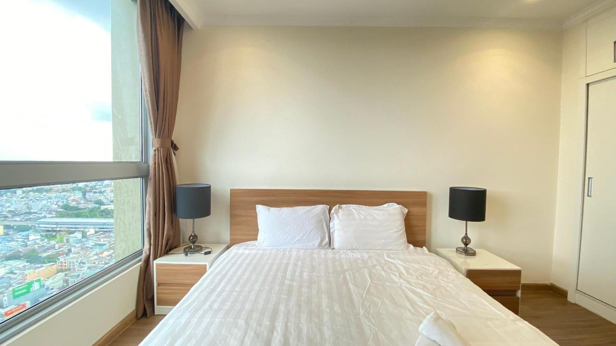 Sy's - Vinhomes Park - & View Apartment
