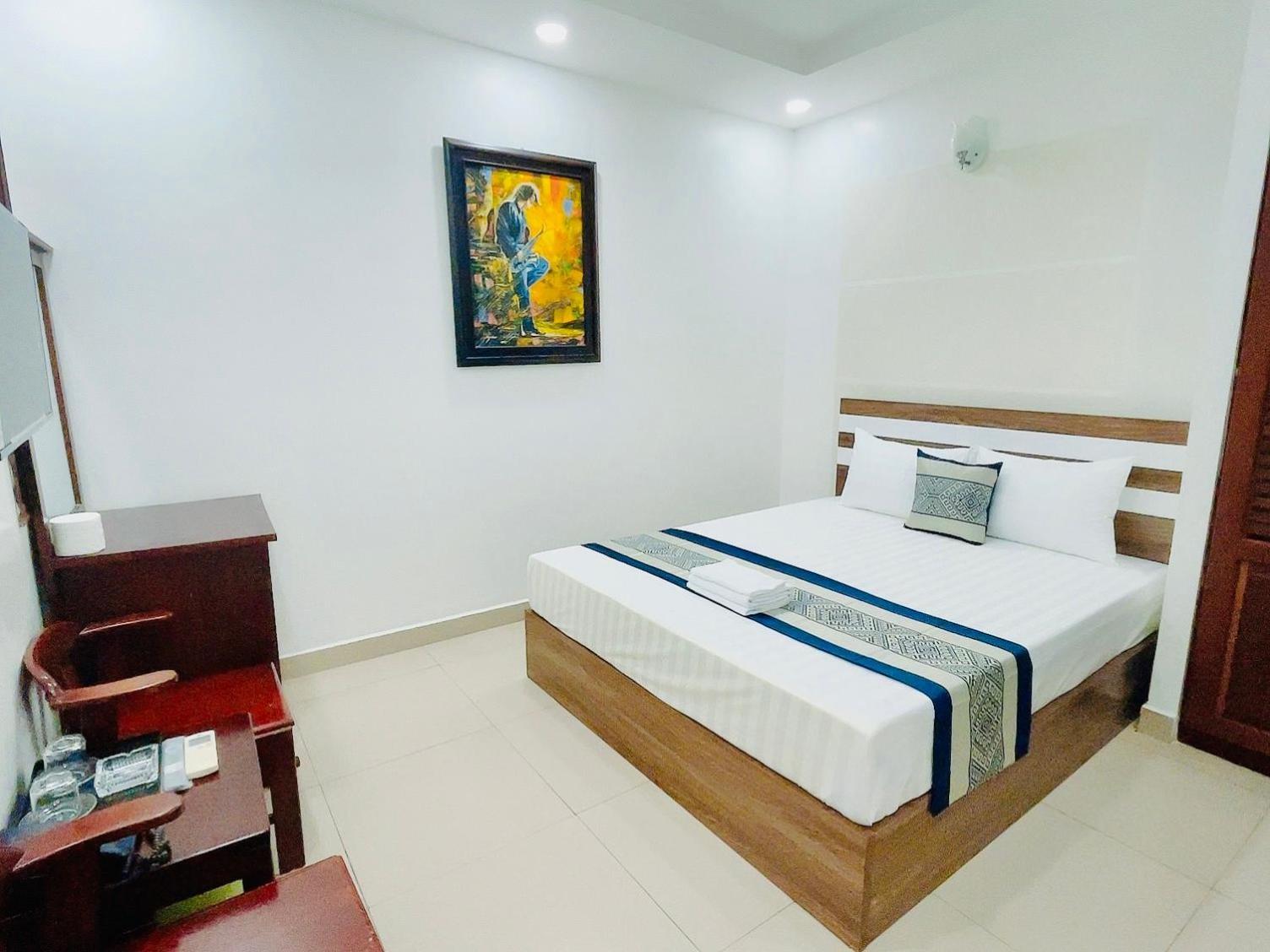 Dinh Dinh 2 Airport Hotel