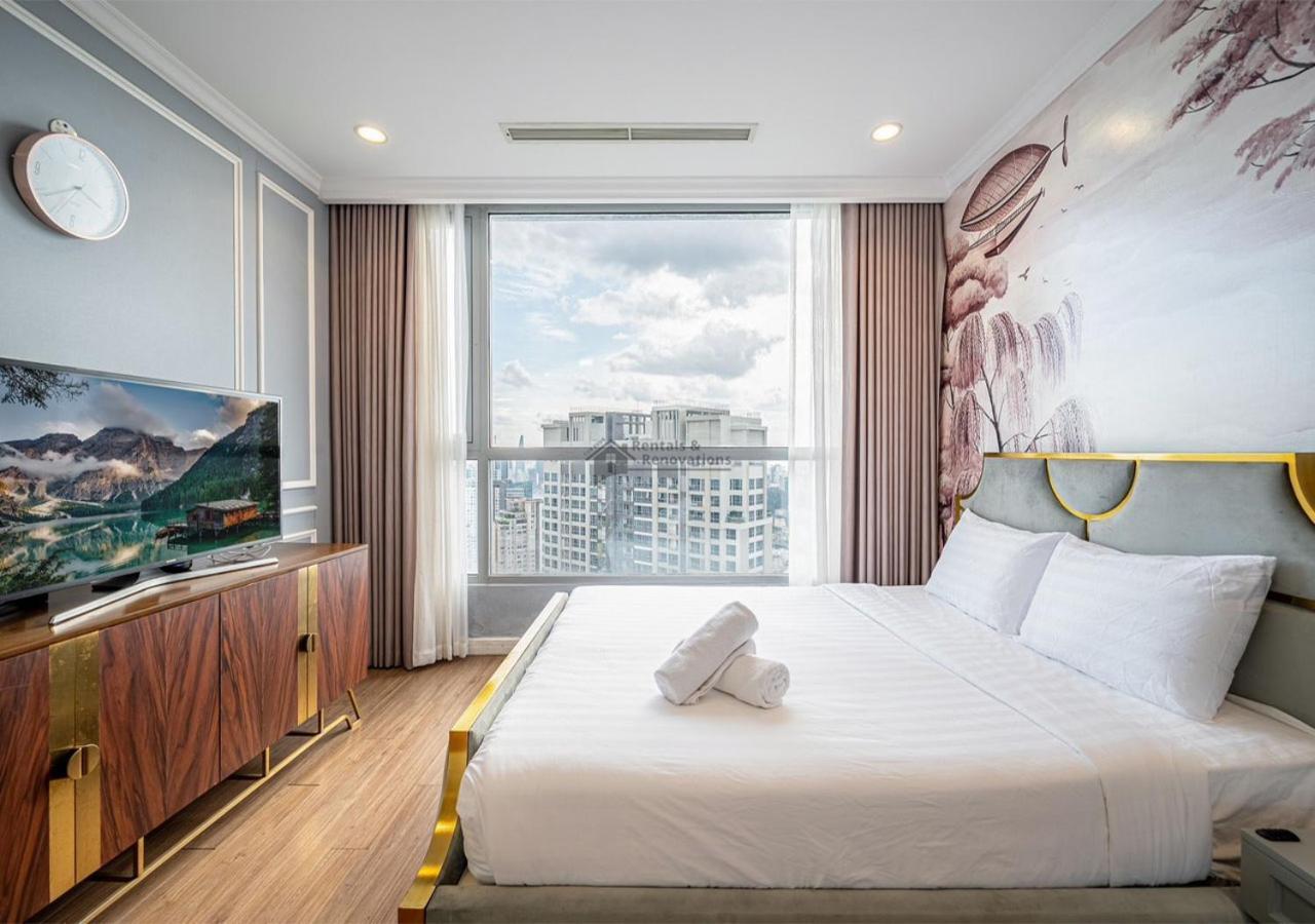 The Landmark Luxury Vinhomes - The Buildings Nearby Landmark 81 *