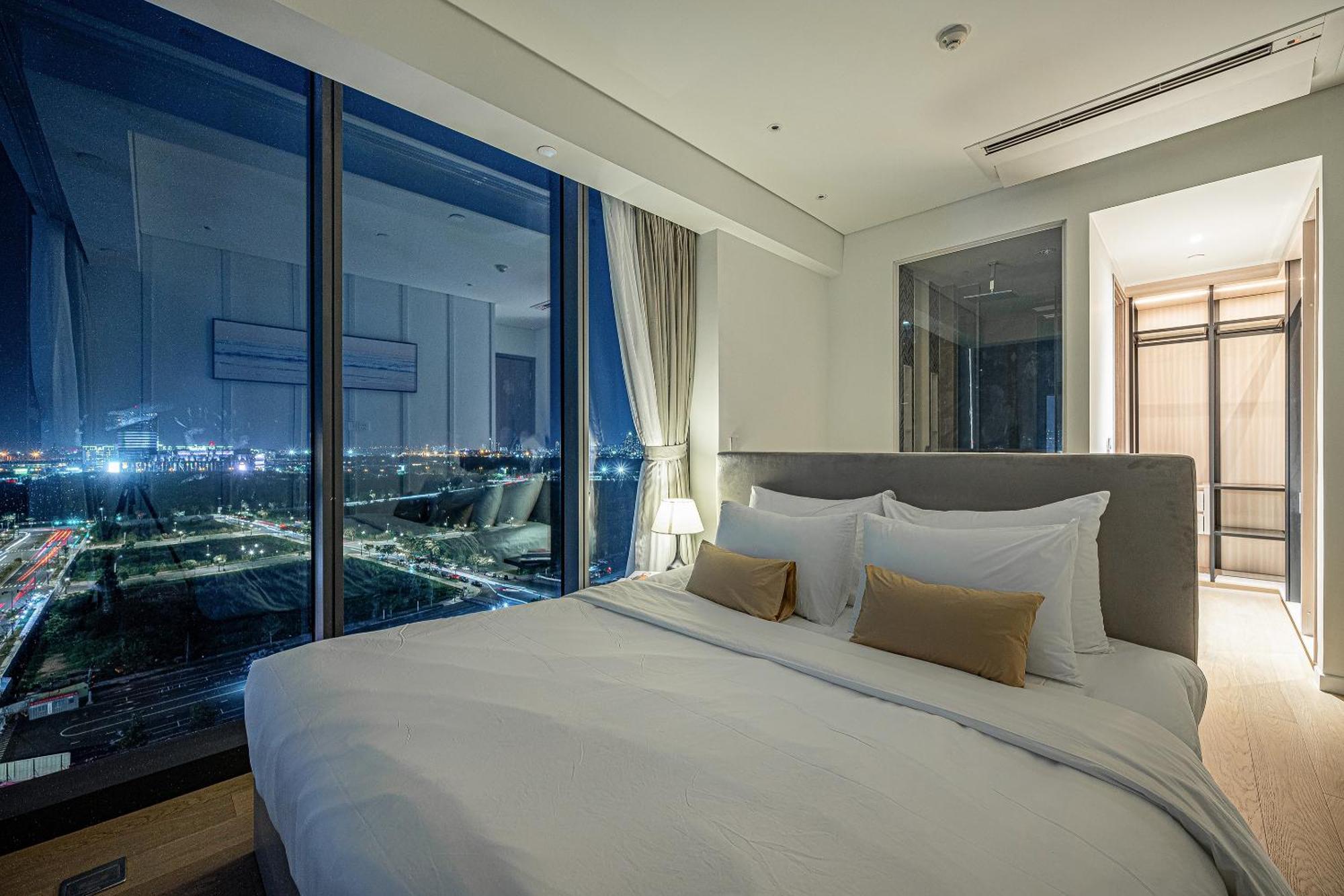 The Metropole Opera By Kaystay Apartment Ho Chi Minh City