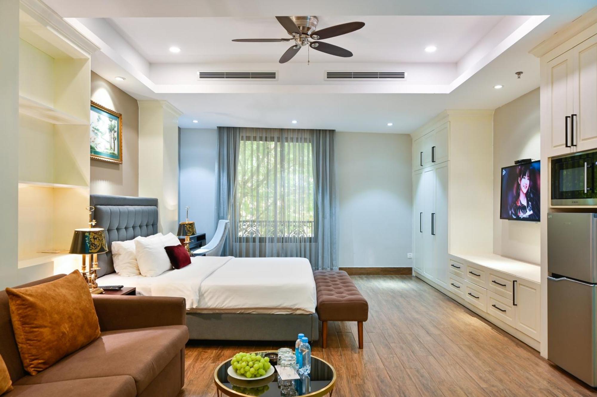 Sam Royal Aparthotel 4*