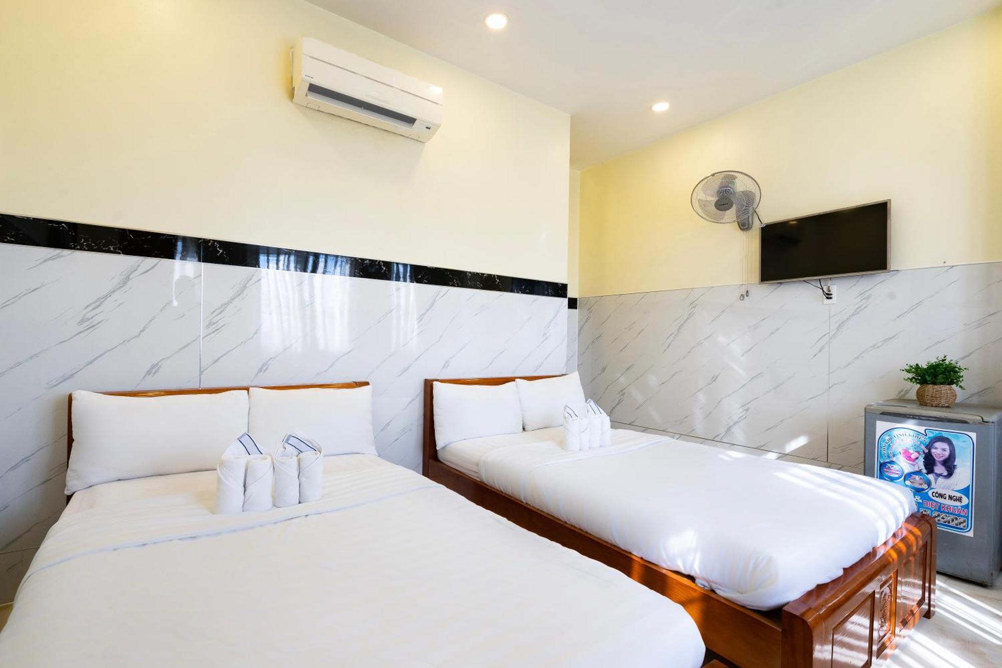 Mai Phuong - Ruby Saigon Hotel 2*