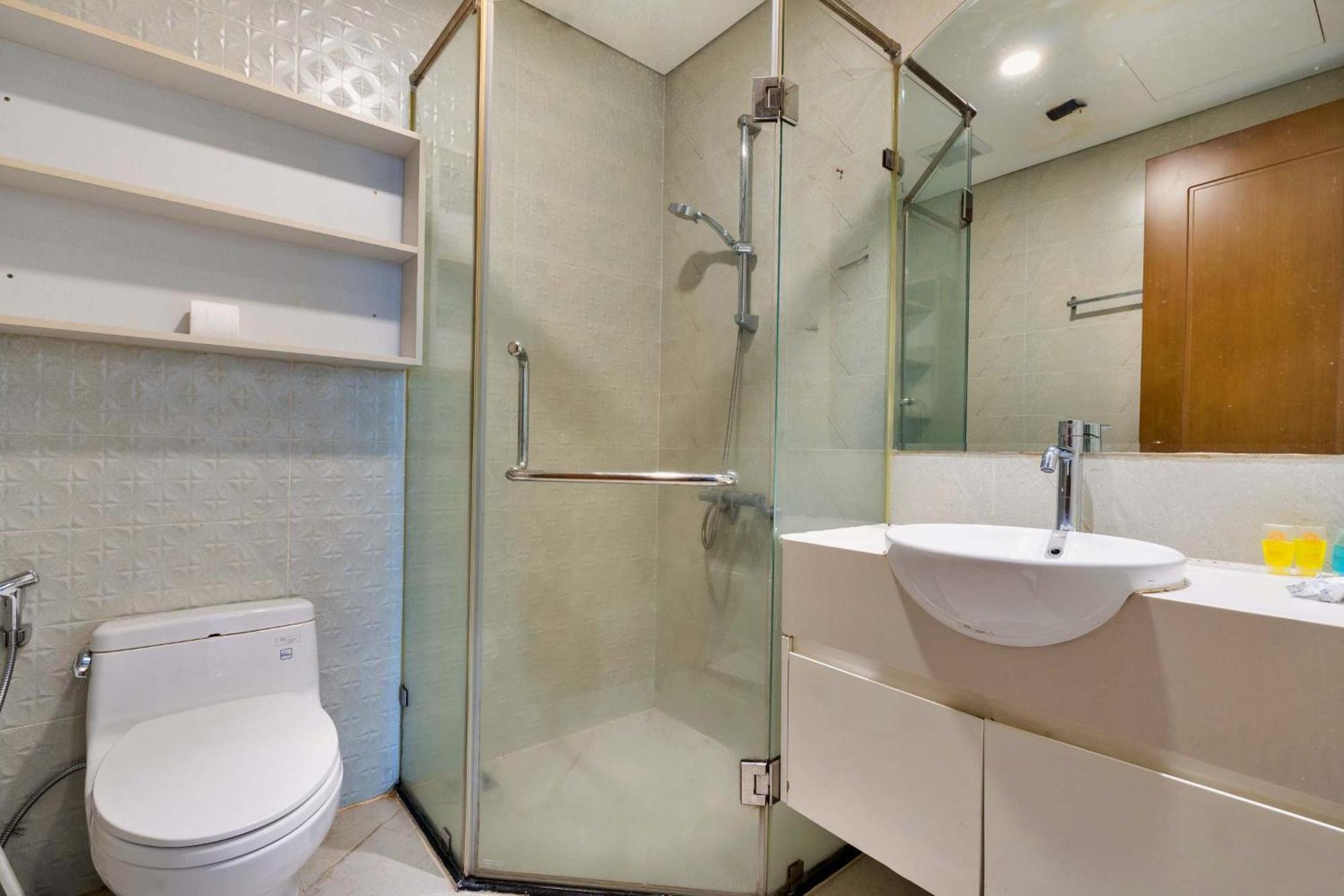 Saigon Vinhomes Luxury Landmark Apartment *