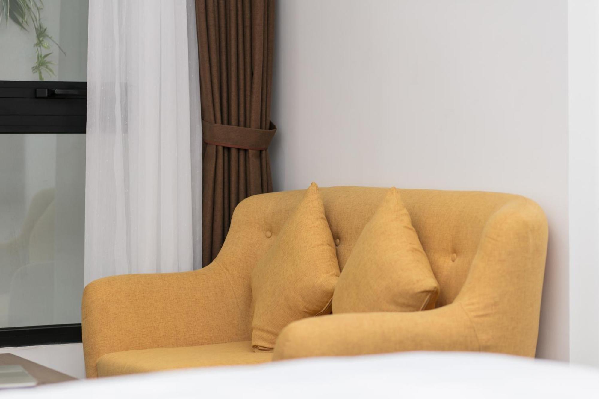 Hotel The Bloom Pham Viet Chanh - Modern Living Space In Saigon 4*